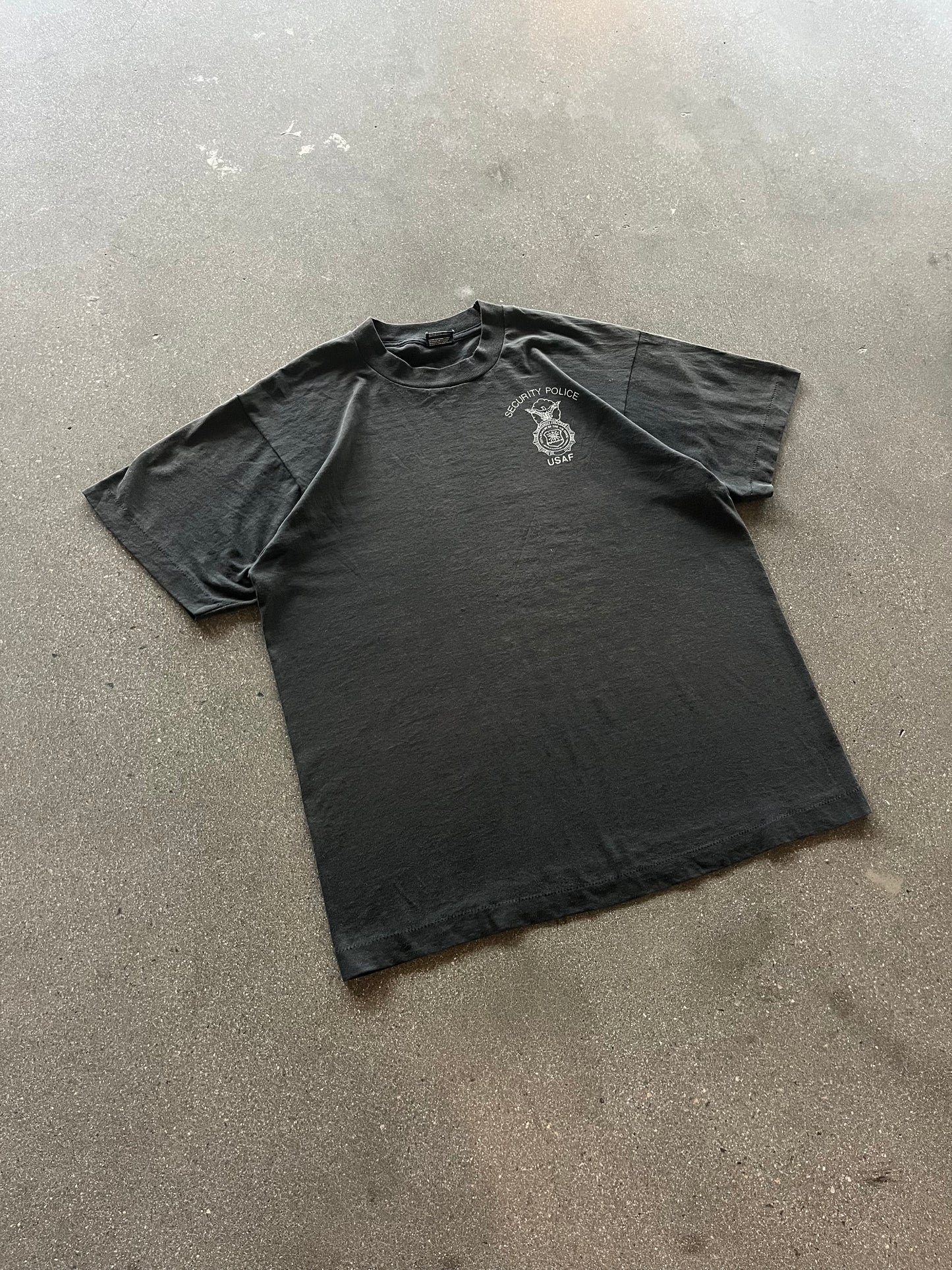 90’S FADED “SECURITY POLICE” TEE - L