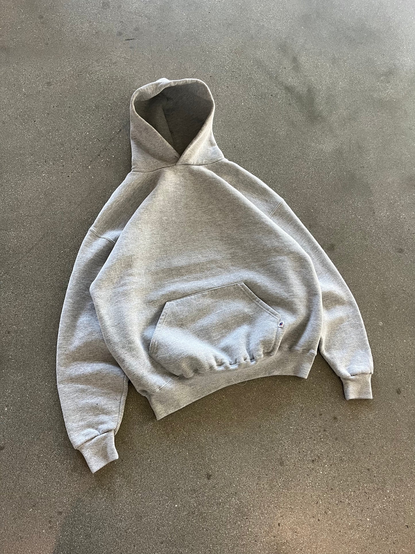 90’S GRAY RUSSELL ATHLETIC HOODIE - BOXY L