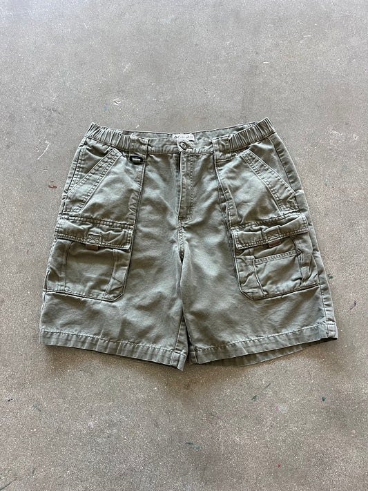 2000’S OLIVE COLUMBIA CARGO HIKING SHORTS - 33