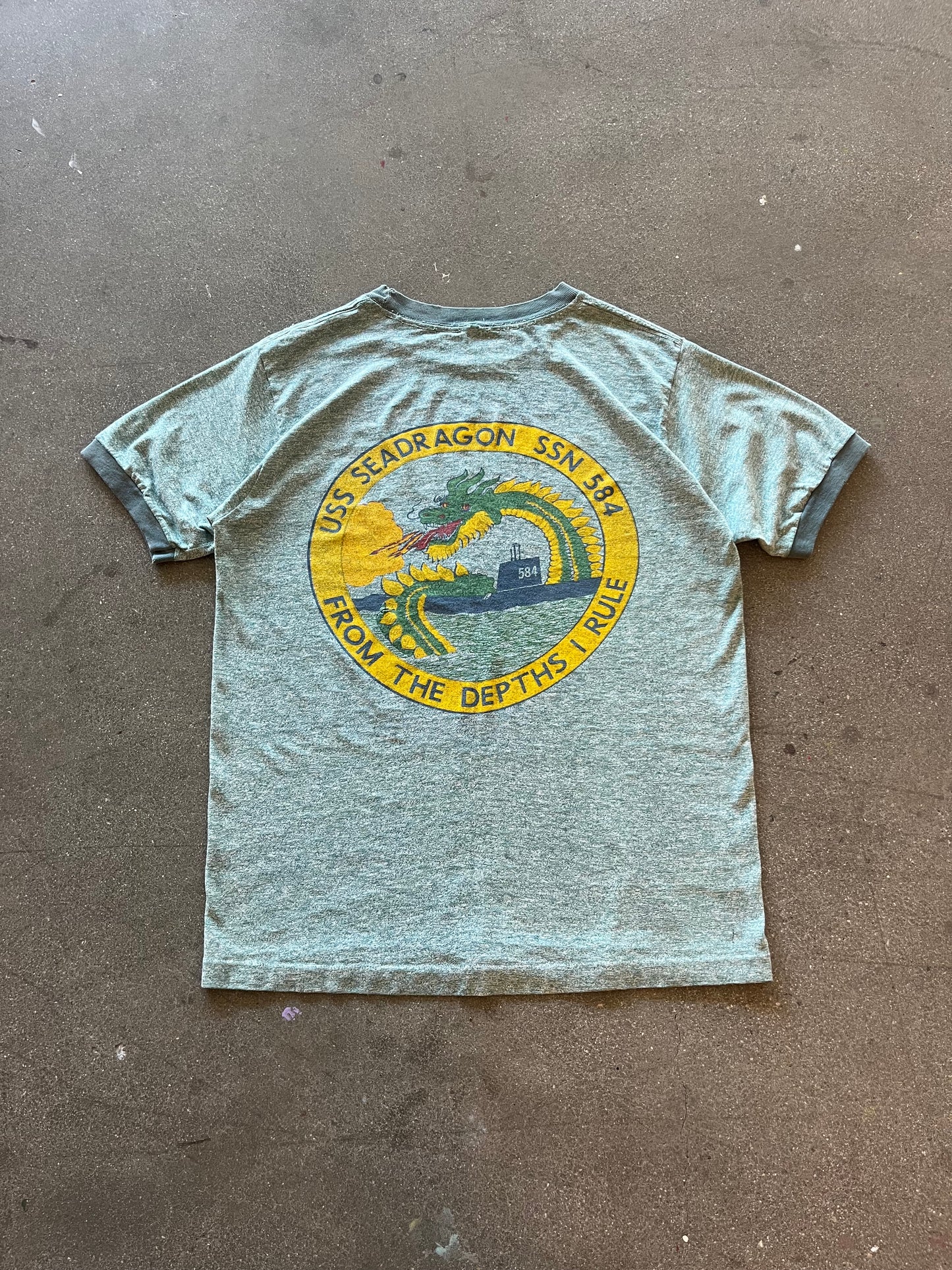 70’S GREEN “USS SEADRAGON” RINGER - M/L