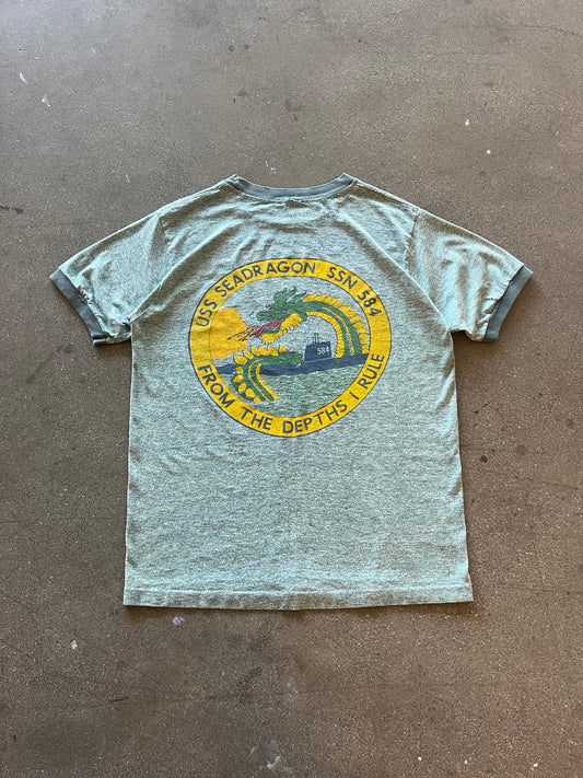 70’S GREEN “USS SEADRAGON” RINGER - M/L