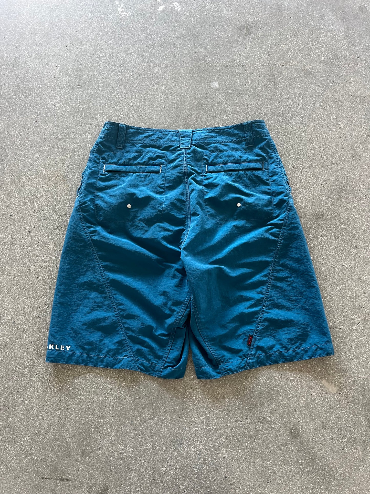 90’S OAKLEY SOFTWARE BOARD SHORTS - 34