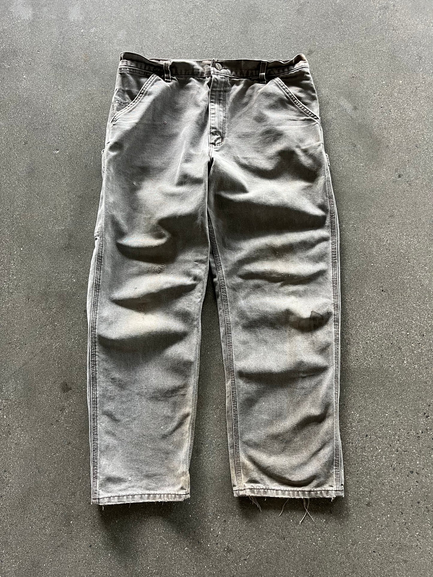 90’S CEMENT GRAY CARHARTT CARPENTERS - 34 in