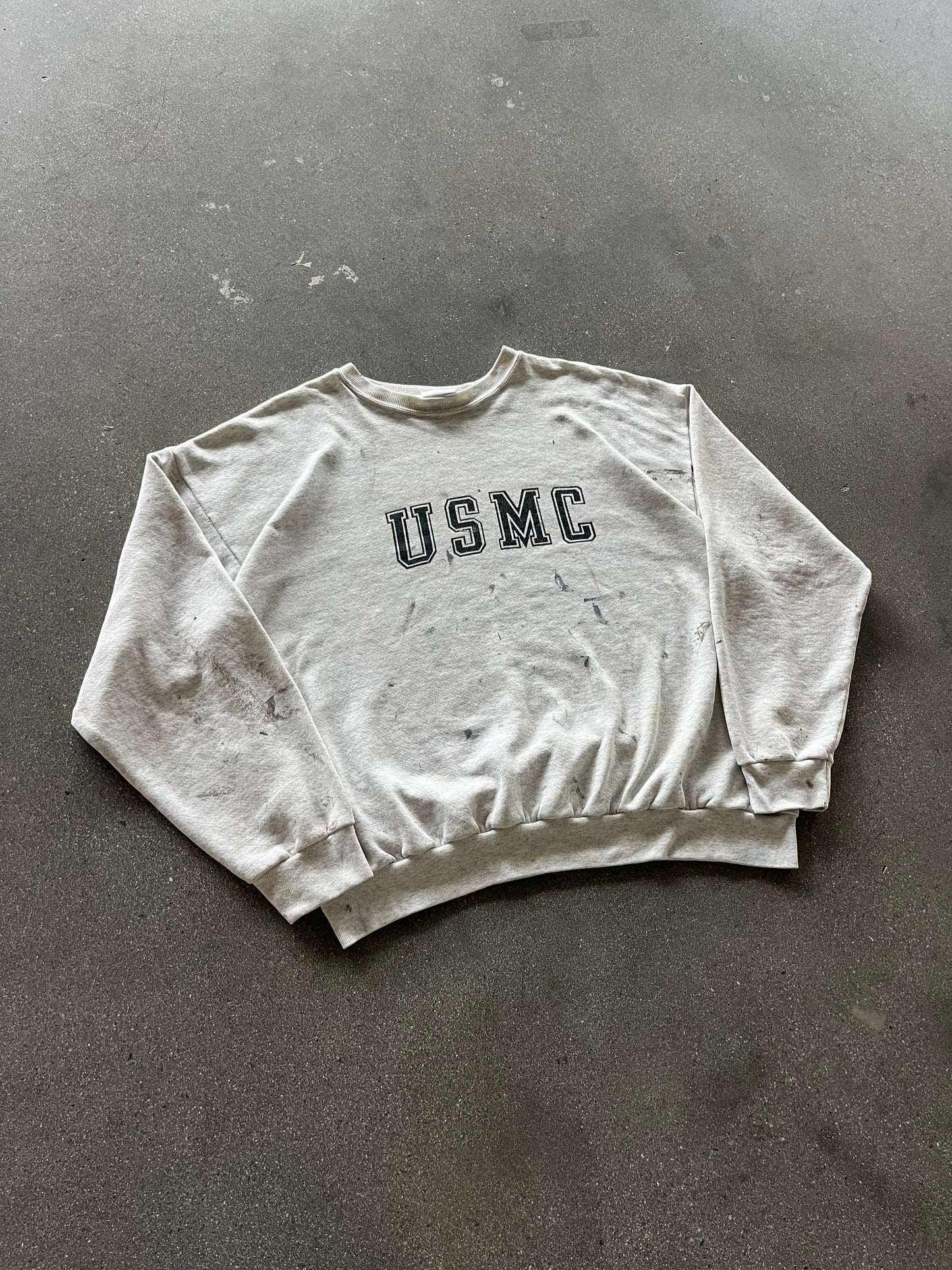 90’S PAINT SPLATTERED HEATHER GRAY “USMC” CREWNECK - BOXY XL