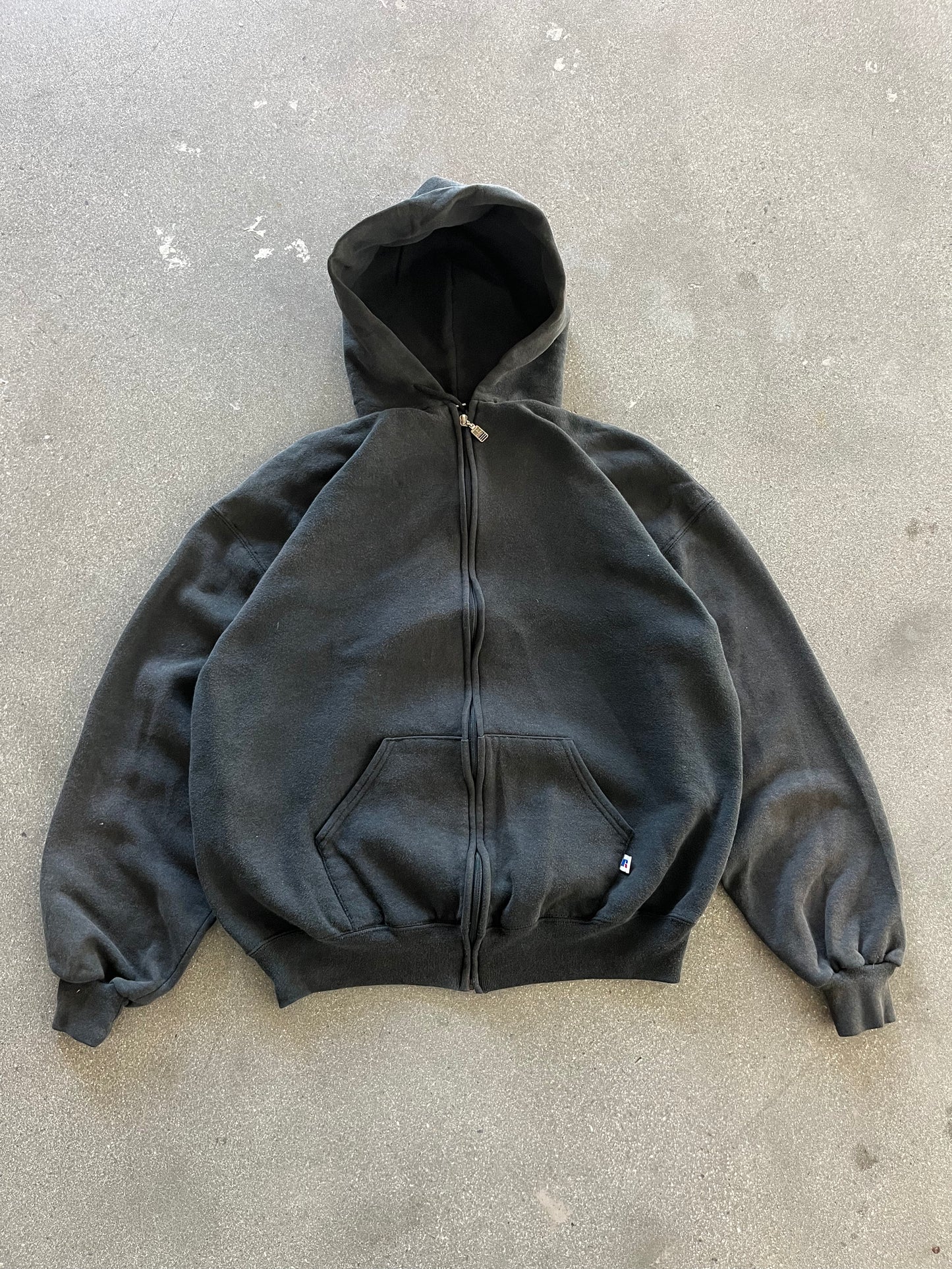 90’S FADED BLACK RUSSELL ZIP UP HOODIE - BOXY L