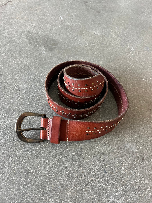 2000’S BROWN LEATHER STUDDED AMERICAN EAGLE BELT - 31-34