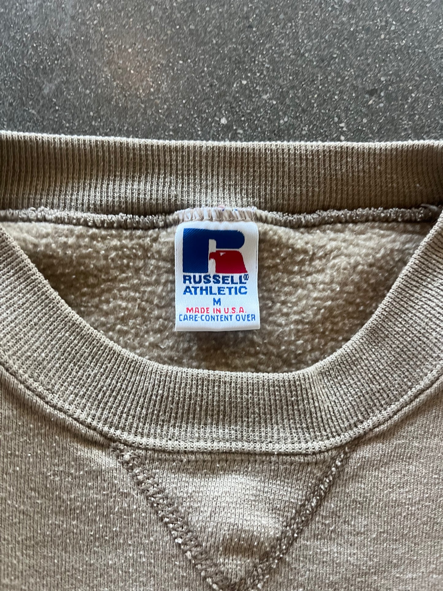 90’S SANDY BROWN RUSSELL ATHLETIC CREWNECK - BOXY M