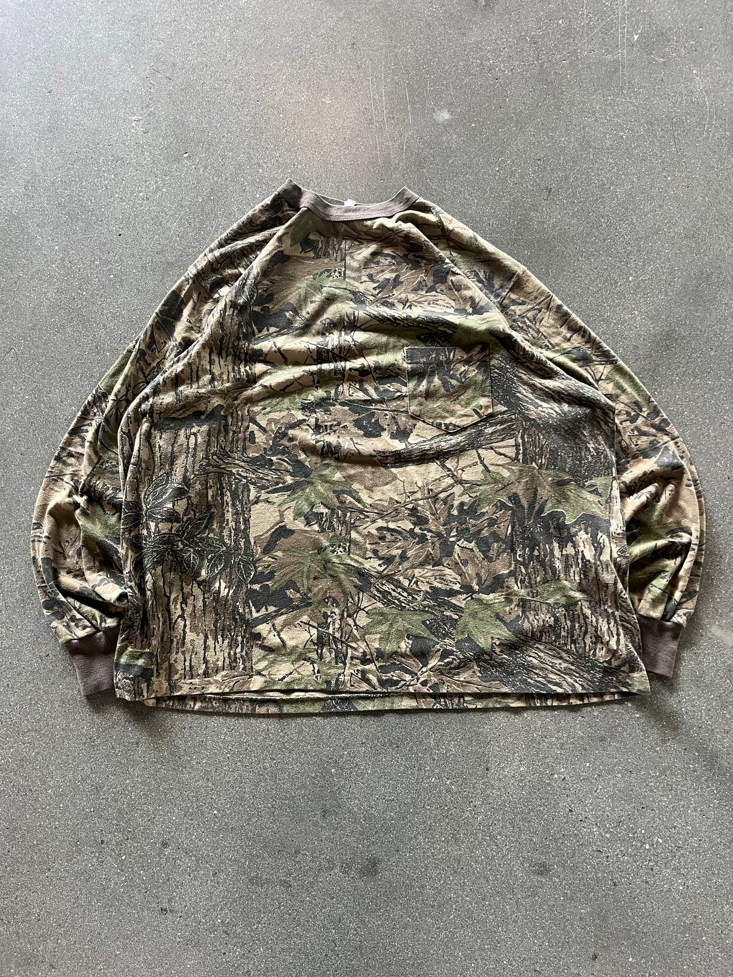 90’S REALTREE CAMO POCKET LONGSLEEVE - BOXY XL