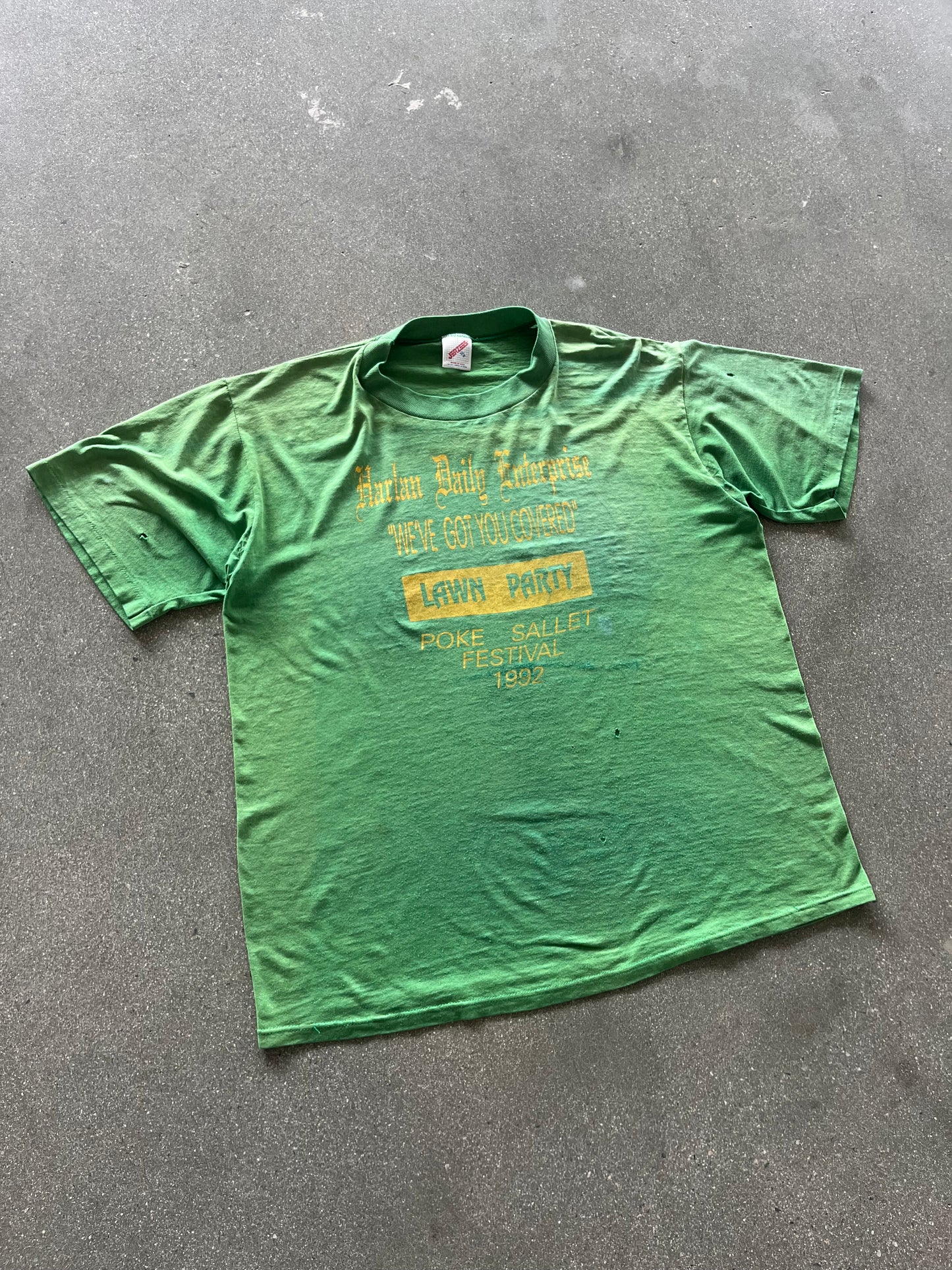 90’S SUNFADED GREEN “LAWN PARTY” TEE - BOXY L