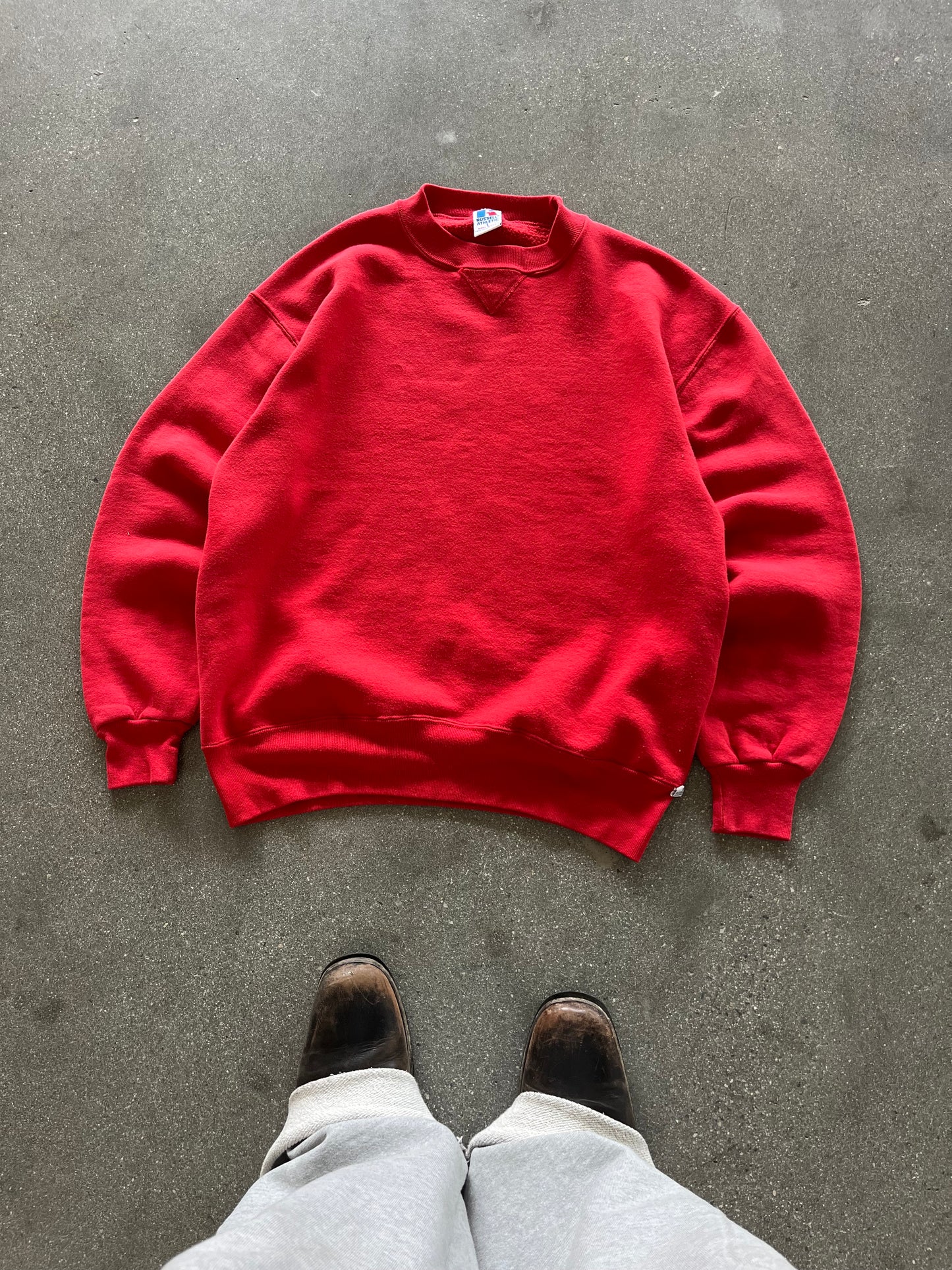 90’S STRAWBERRY RED RUSSELL CREWNECK - BOXY L