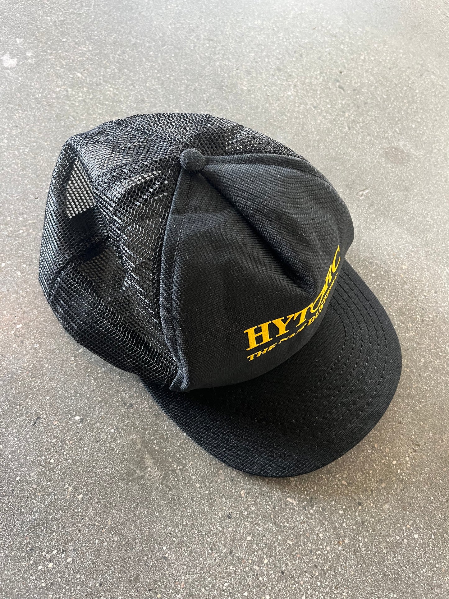 90’S “THE NUT BUSTER” TRUCKER HAT - ONE SIZE