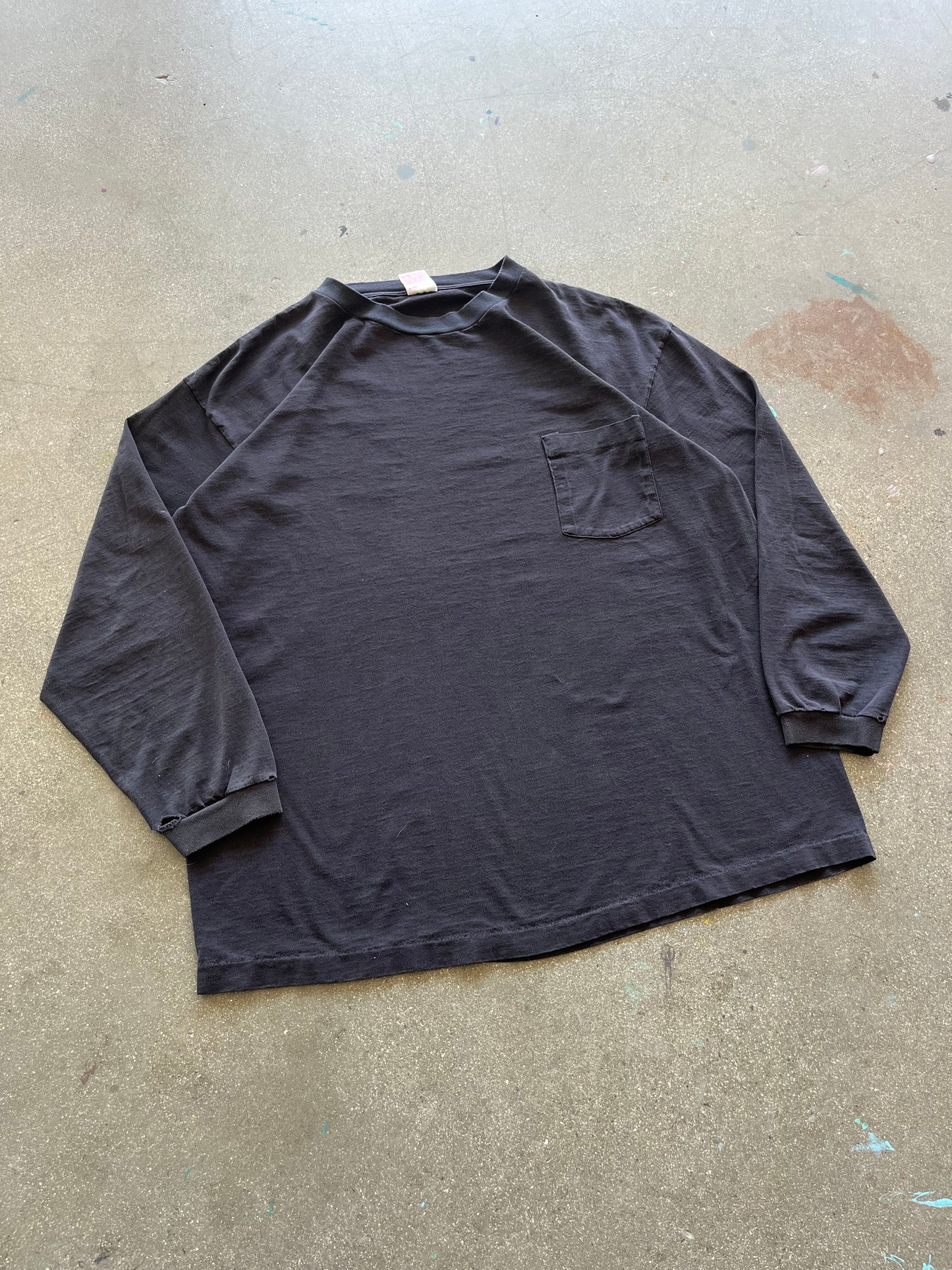 90’S FADED BLACK POCKET LONGSLEEVE - L/XL