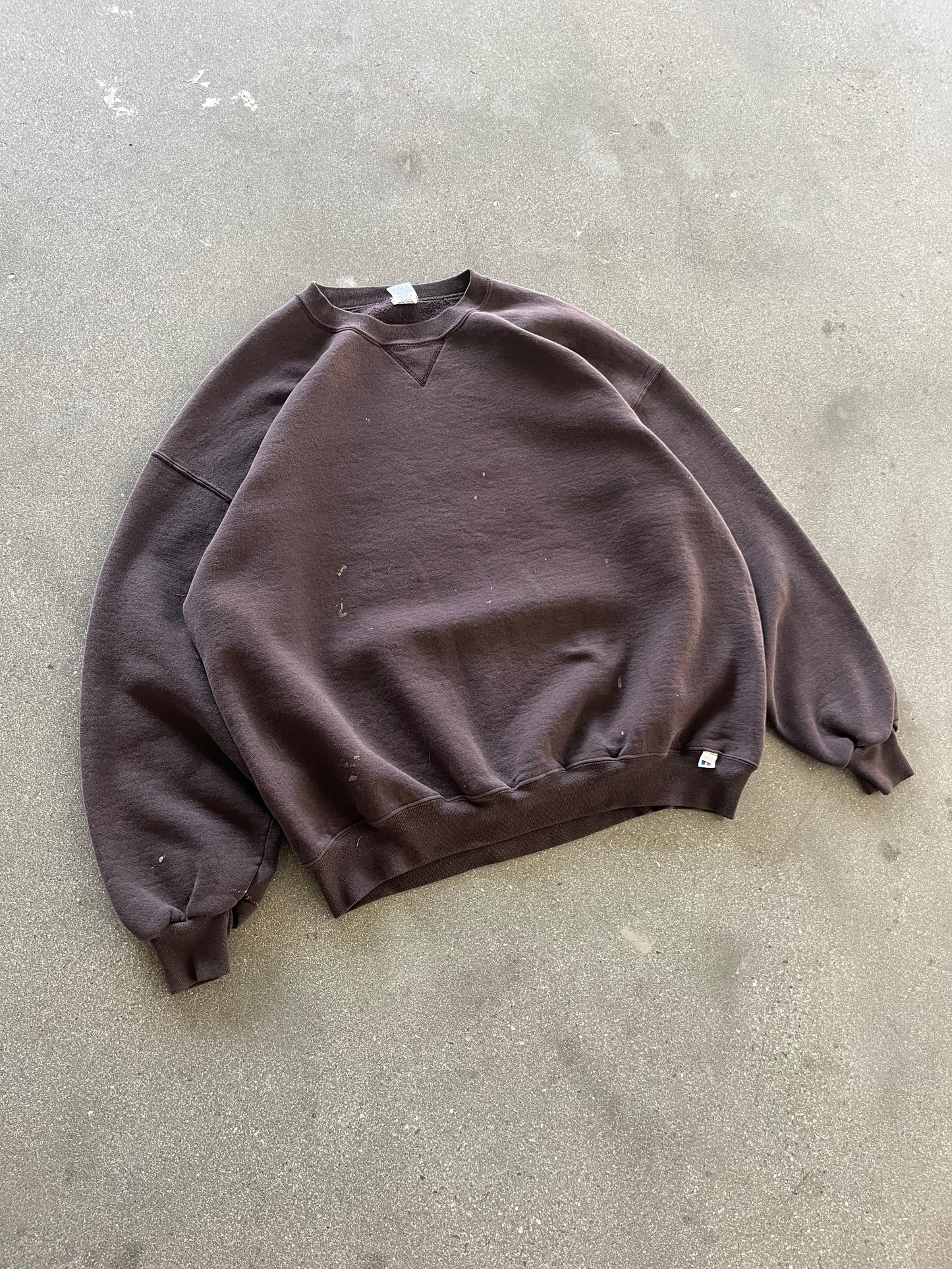 90’S CHOCOLATE BROWN RUSSELL CREWNECK - BOXY XL/XXL
