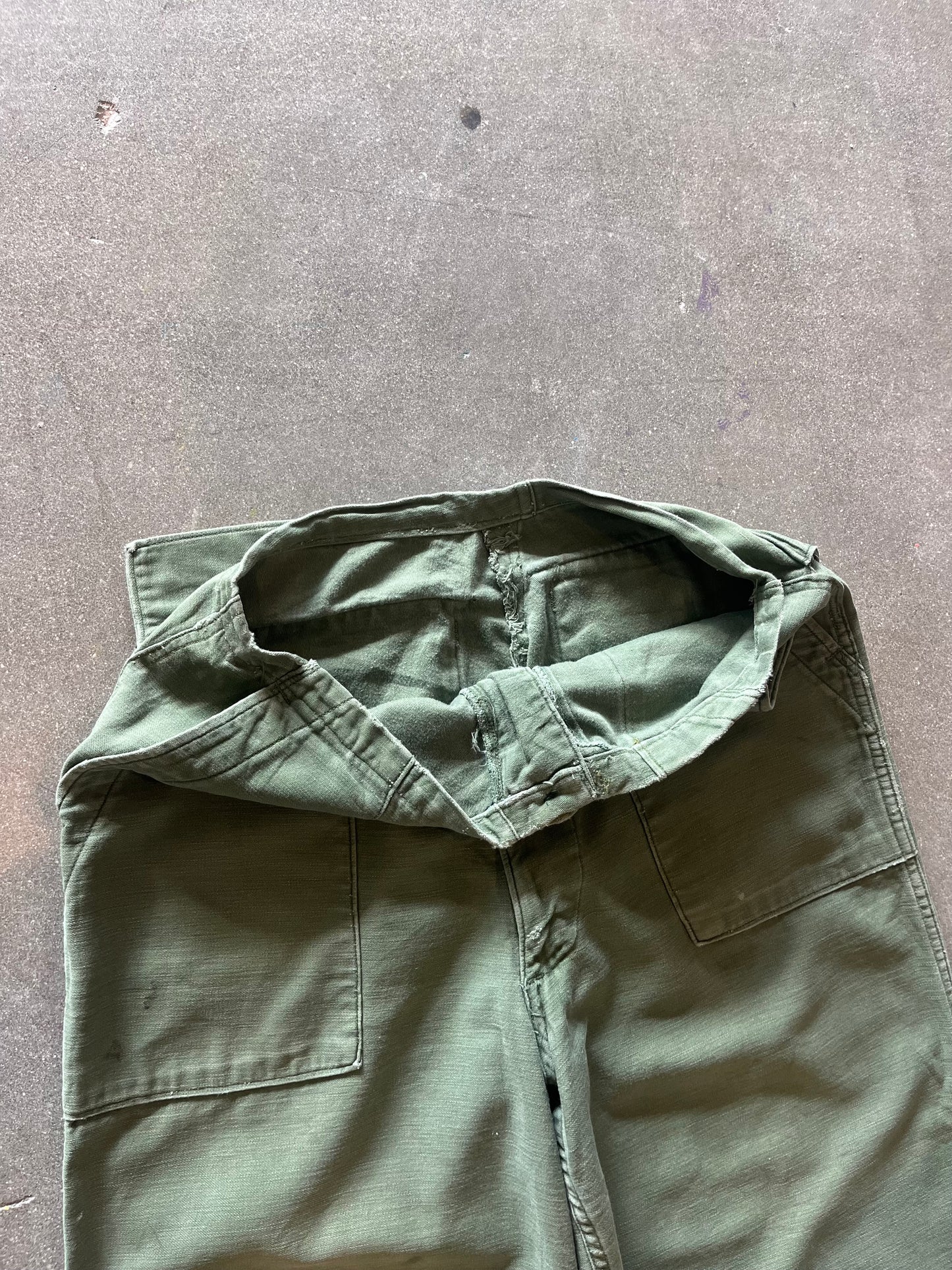 70’S MILITARY OG 107’S - 31