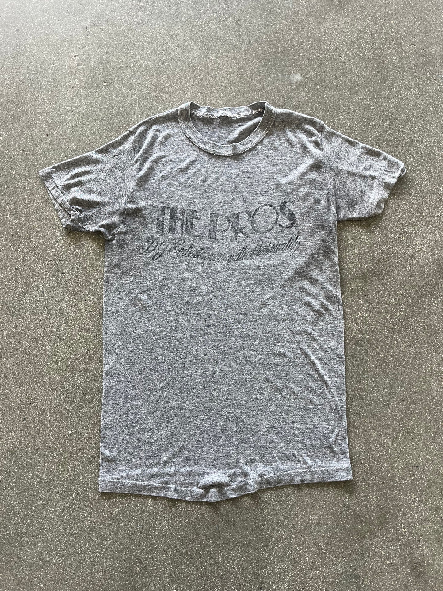80’S CHARCOAL “THE PRO’S” GHOSTPRINT TEE - S
