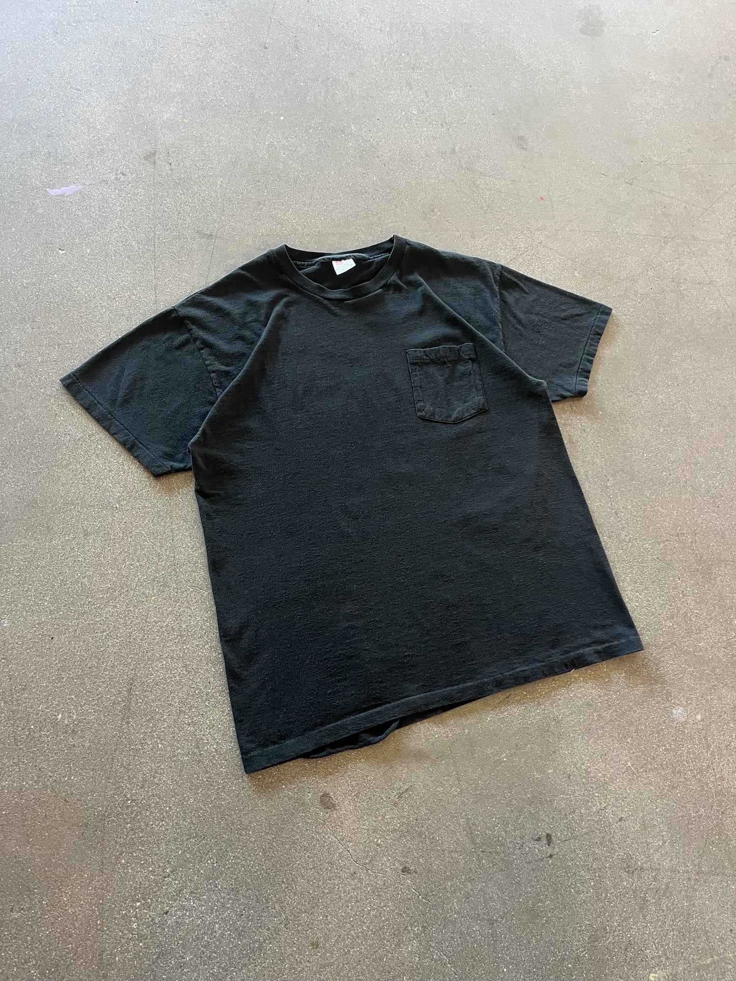 90’S BLACK HANES SELVEDGE POCKET TEE - L
