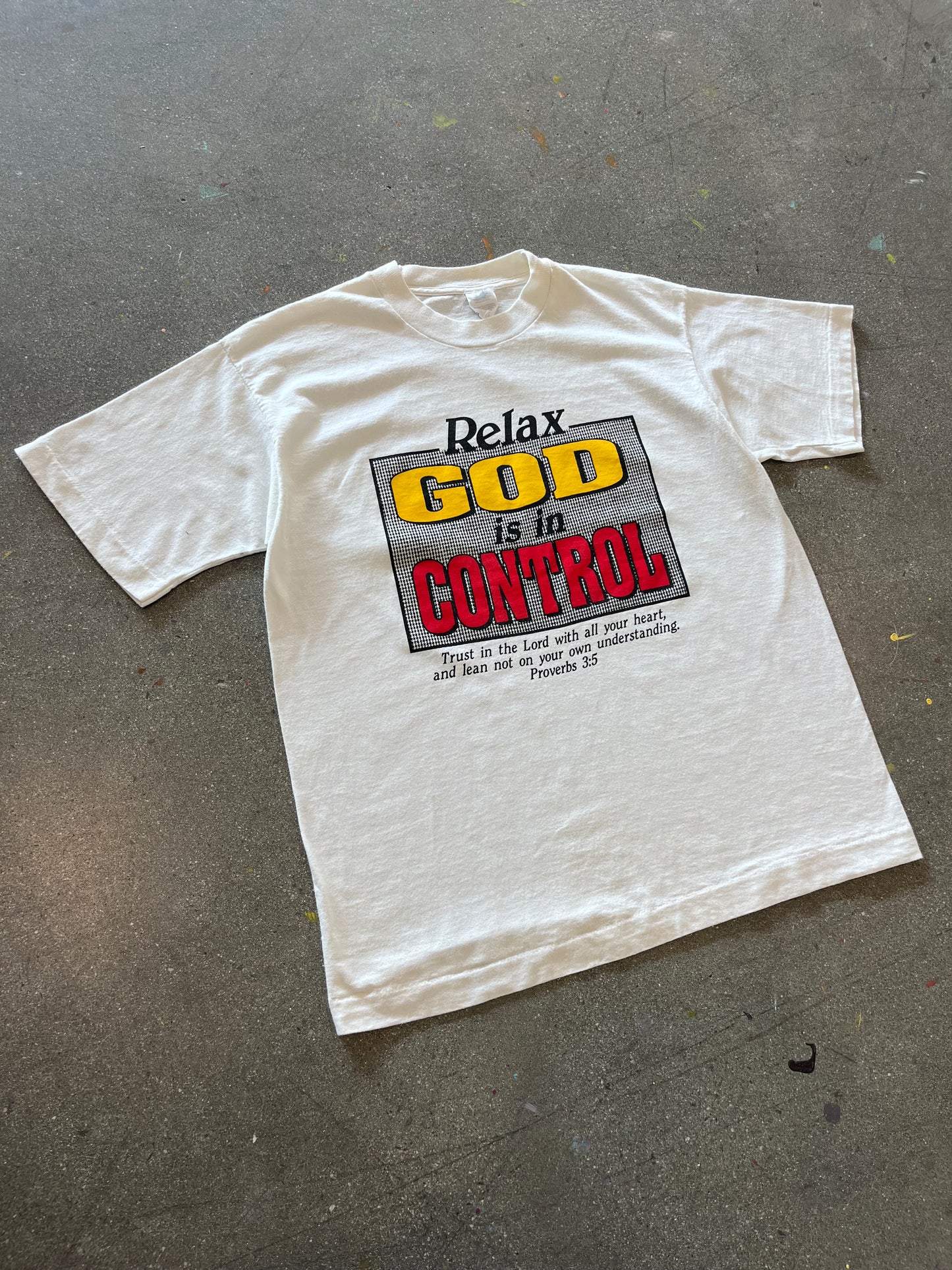 90’S “GOD IS IN CONTROL” TEE - BOXY M/L