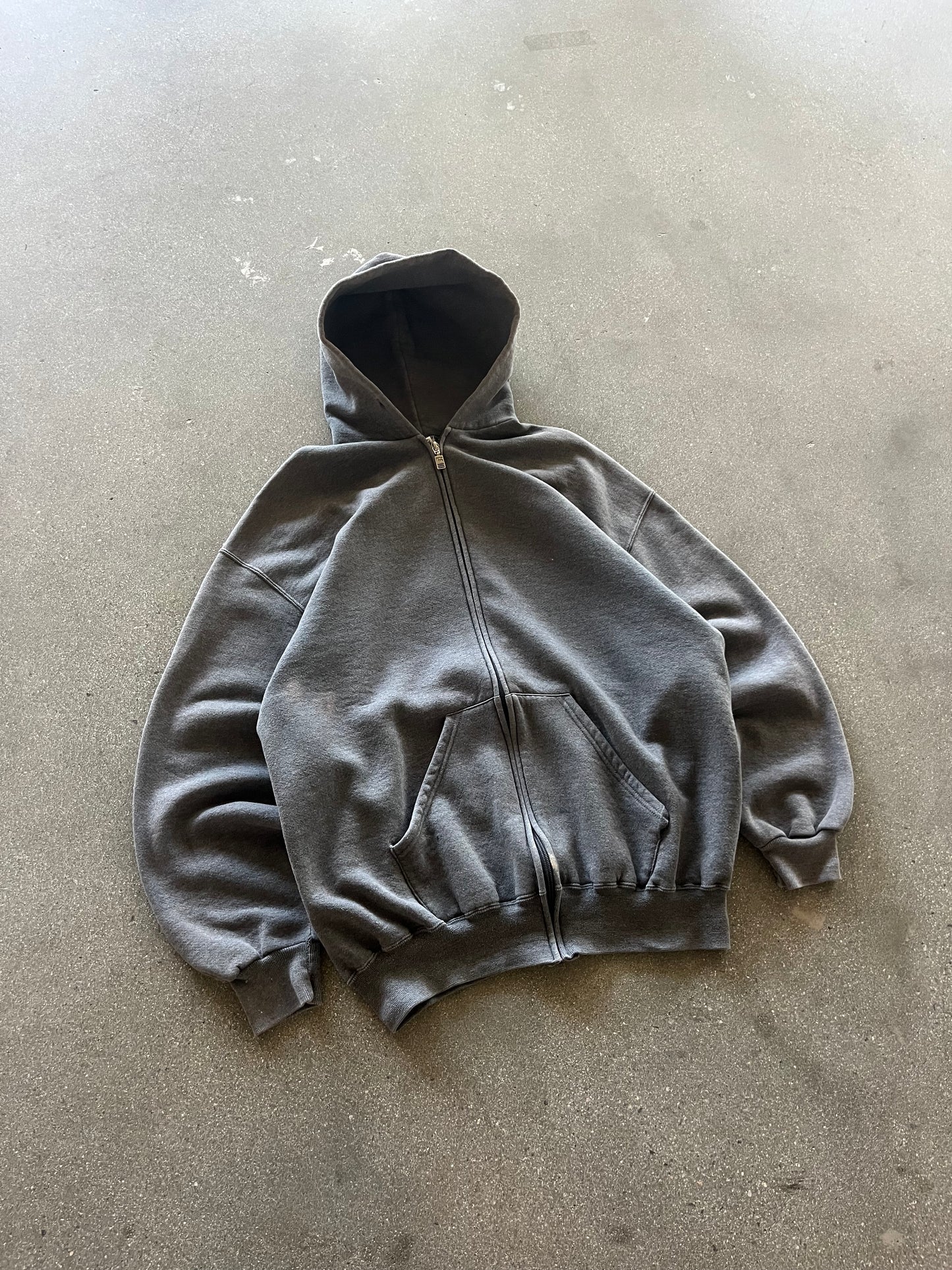 90’S CHARCOAL ZIP UP RUSSELL HOODIE - BOXY L/XL