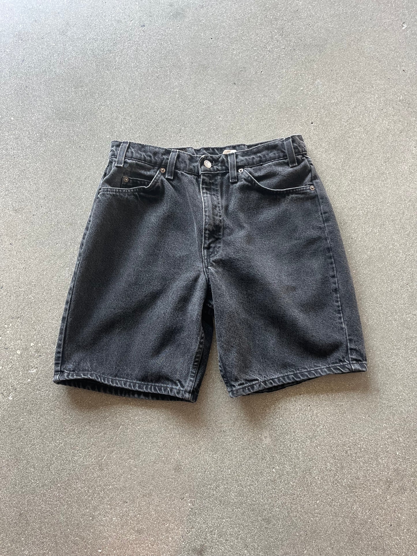 90’S ORANGE TAB LEVI’S 550 BLACK JORTS - 32