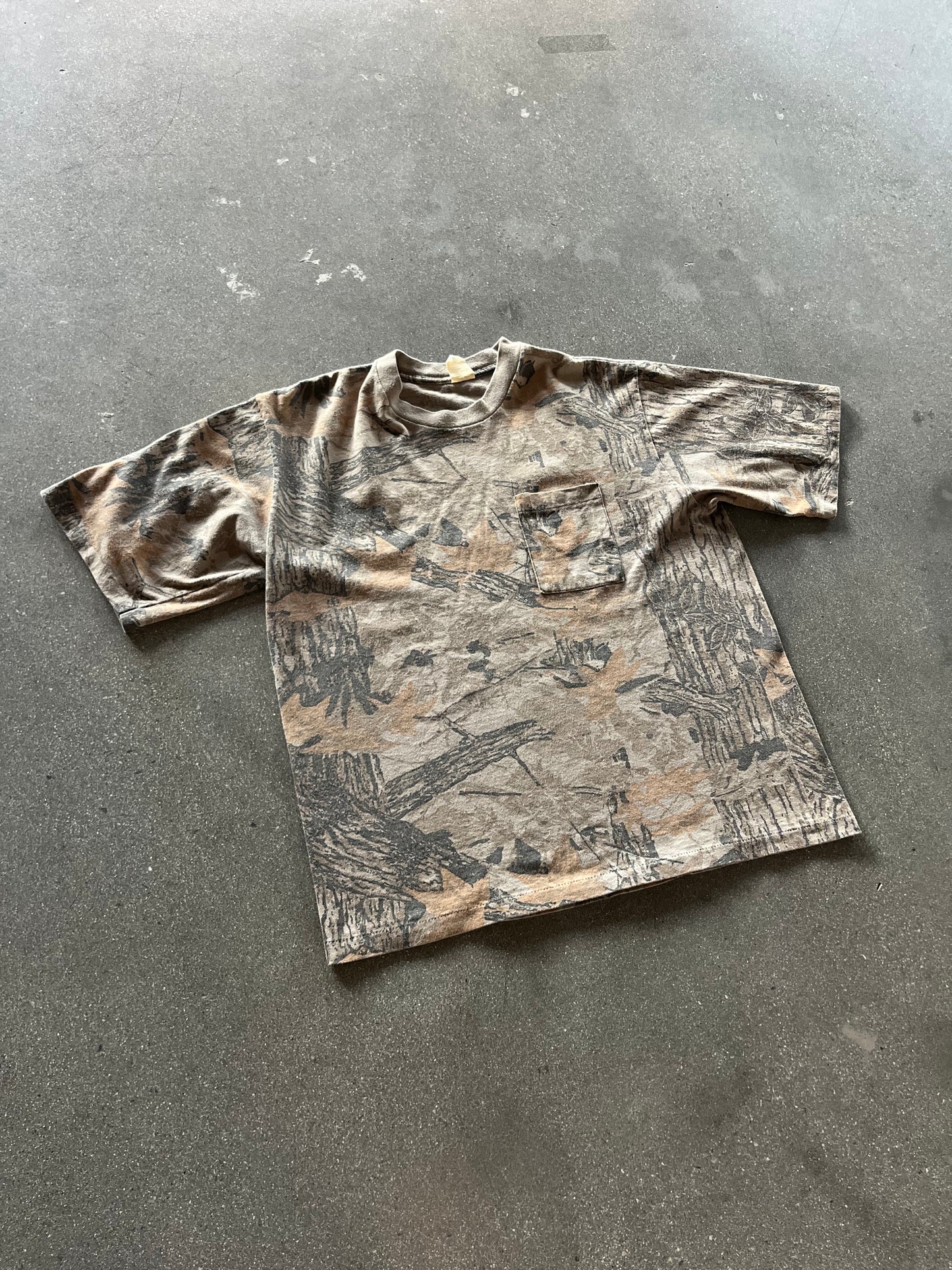 90’S REALTREE CAMO POCKET TEE - BOXY L