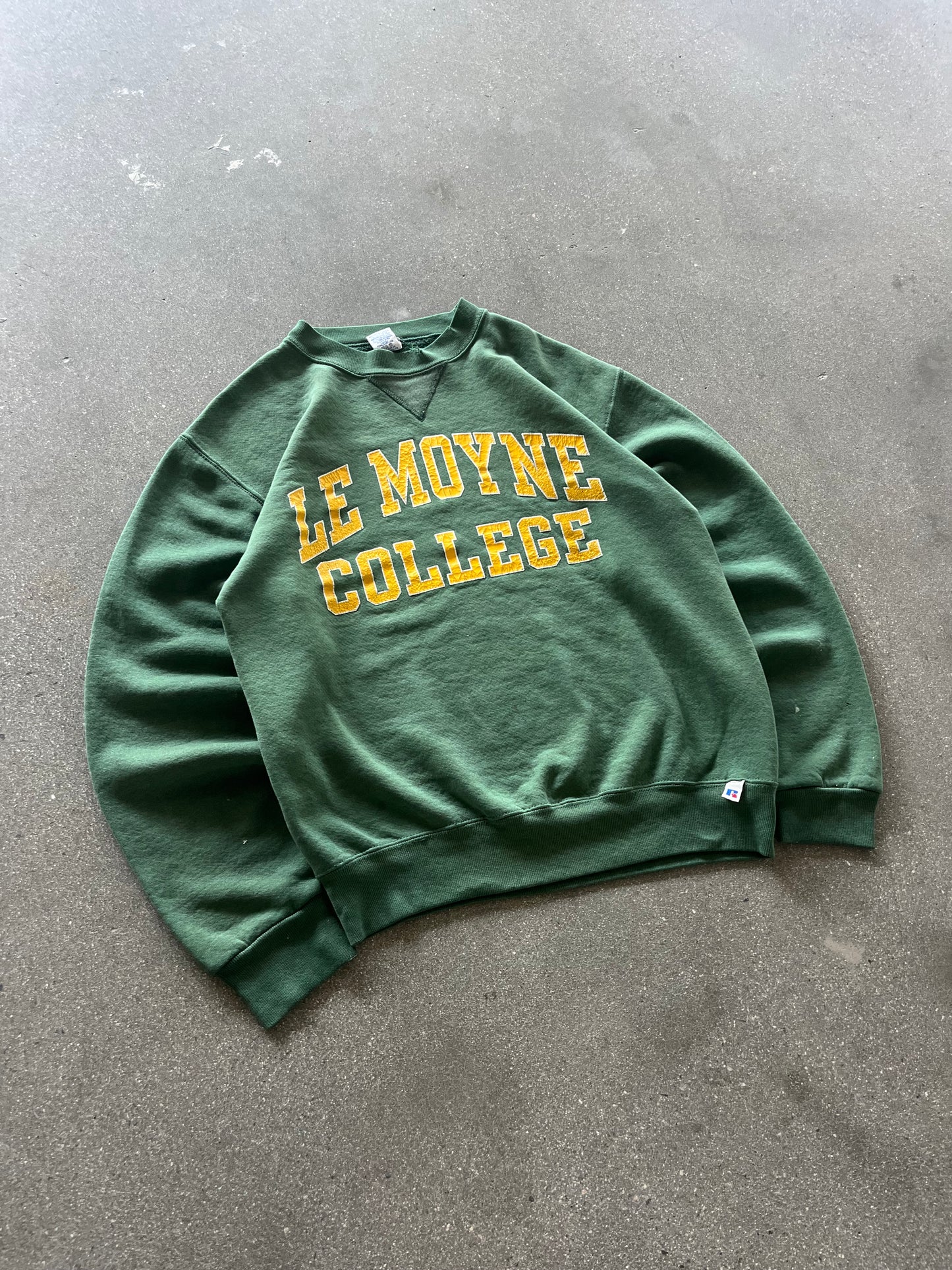 90’S FADED FOREST GREEN “LE MOYNE” RUSSELL CREWNECK - BOXY M