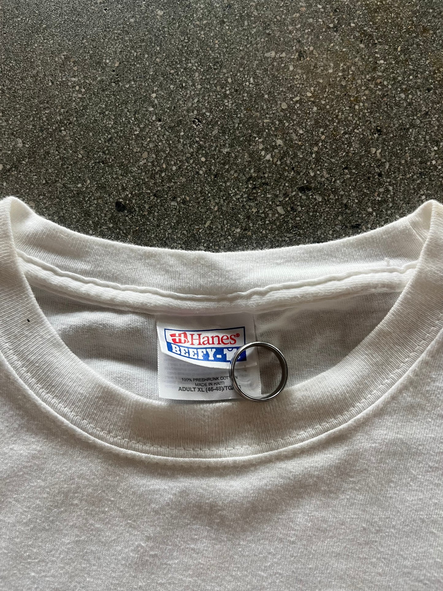 2000’S SANTA MONICA APPLE TEE - XL