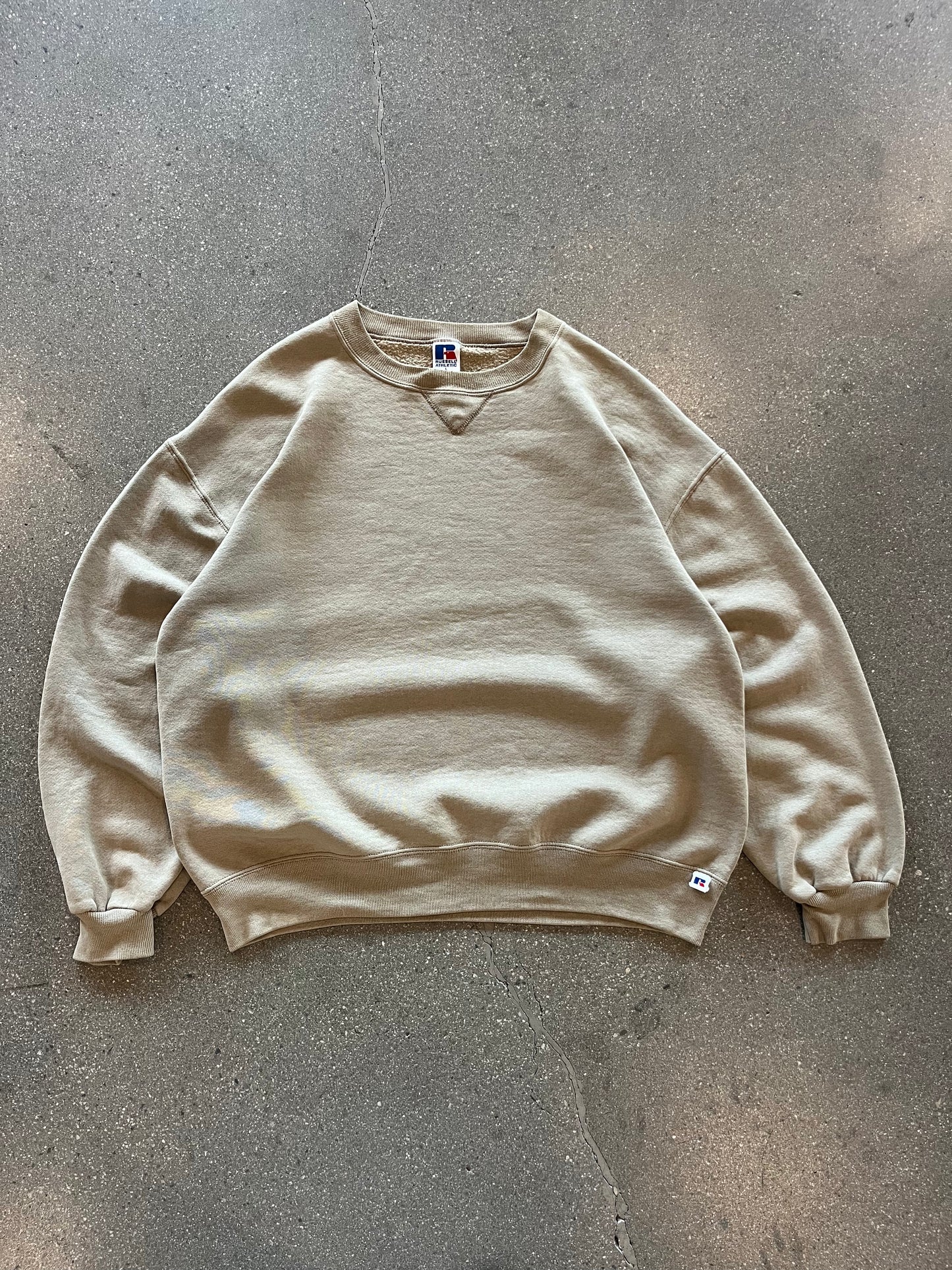 90’S BUTTER BEIGE RUSSELL CREWNECK - BOXY L