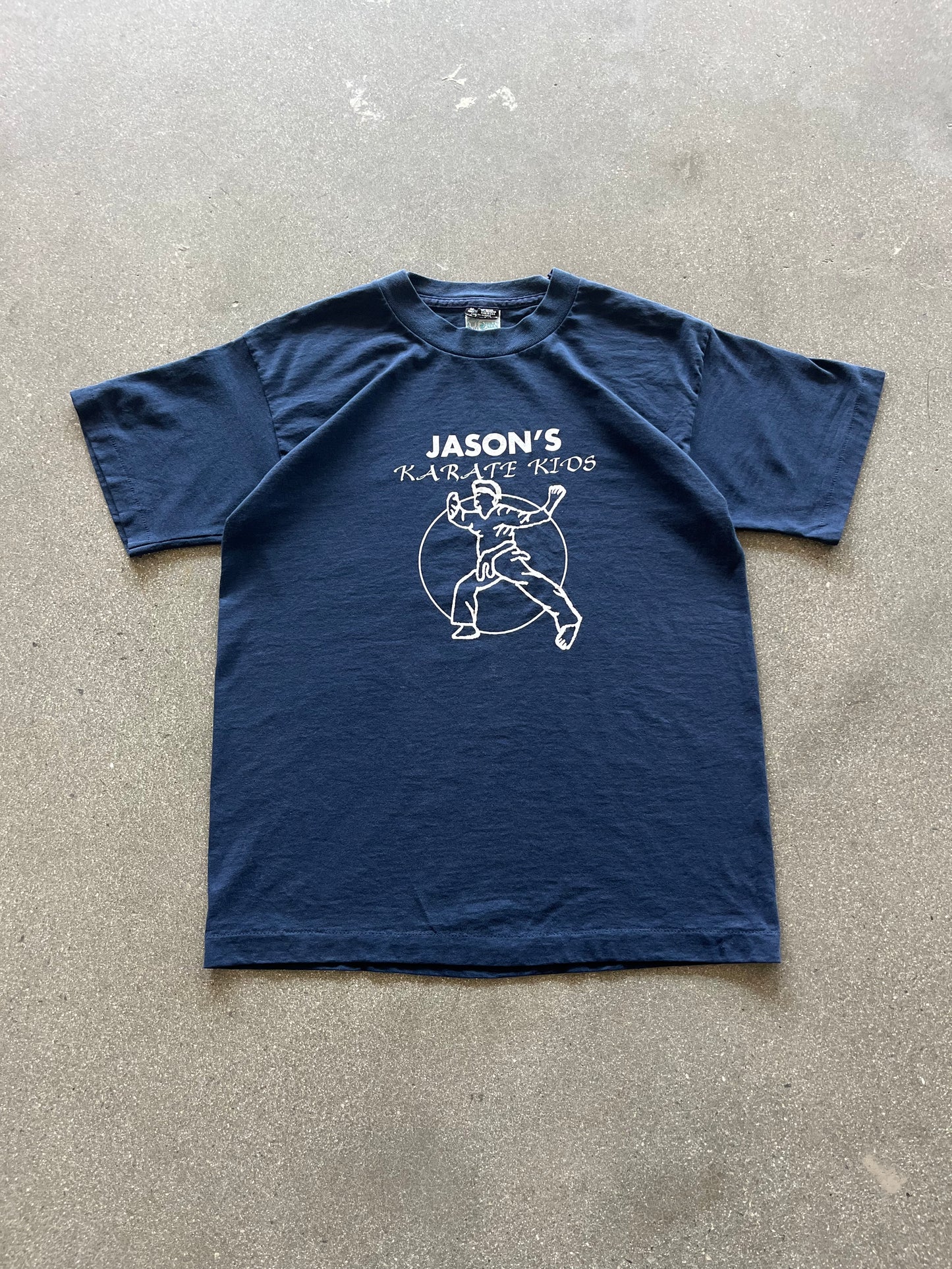 90’S NAVY “JASONS KARATE KIDS” TEE - M
