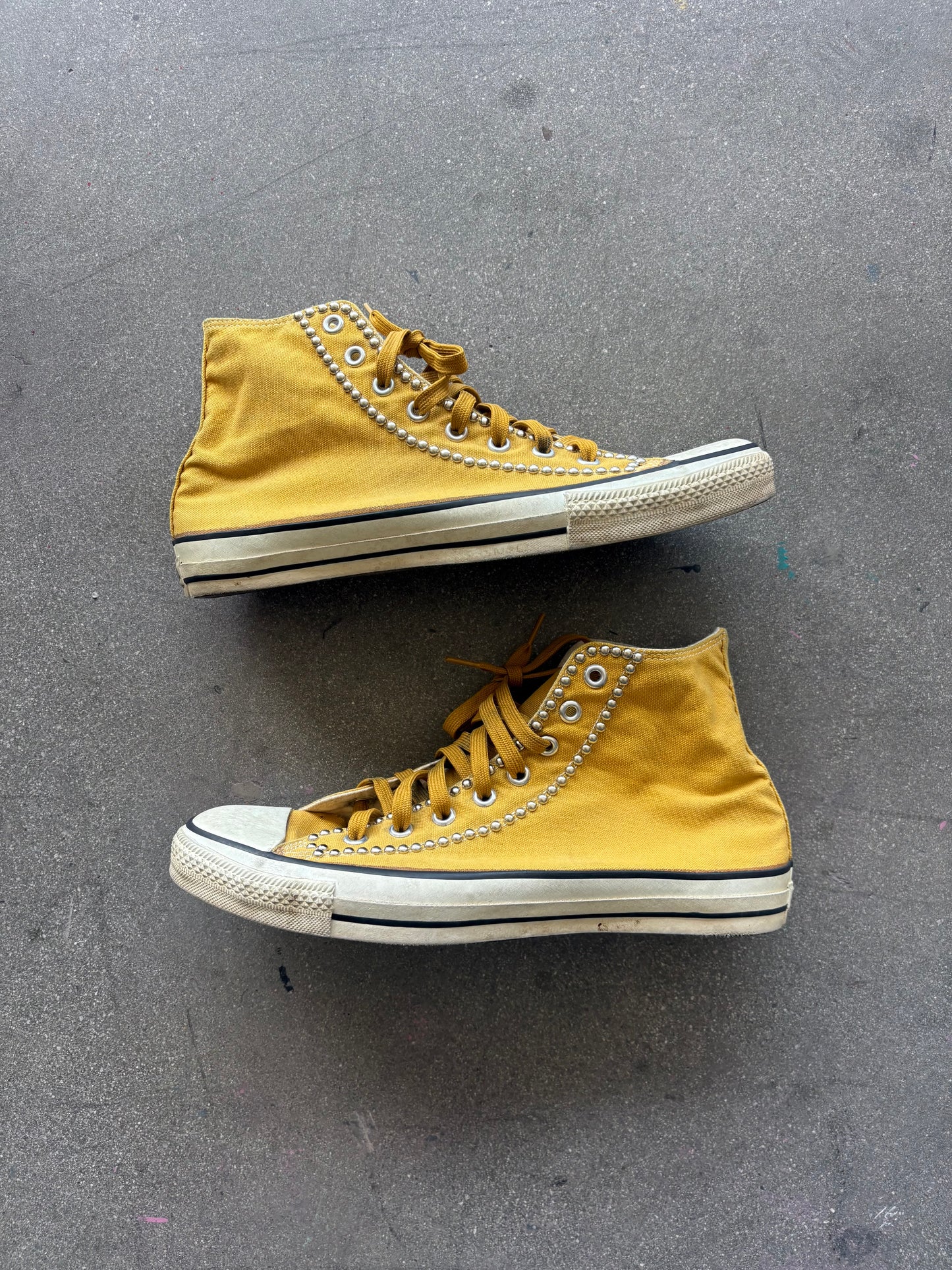 miUSA 80’S HIGH TOP STUDDED MUSTARD CONVERSE - 10.5 US MENS
