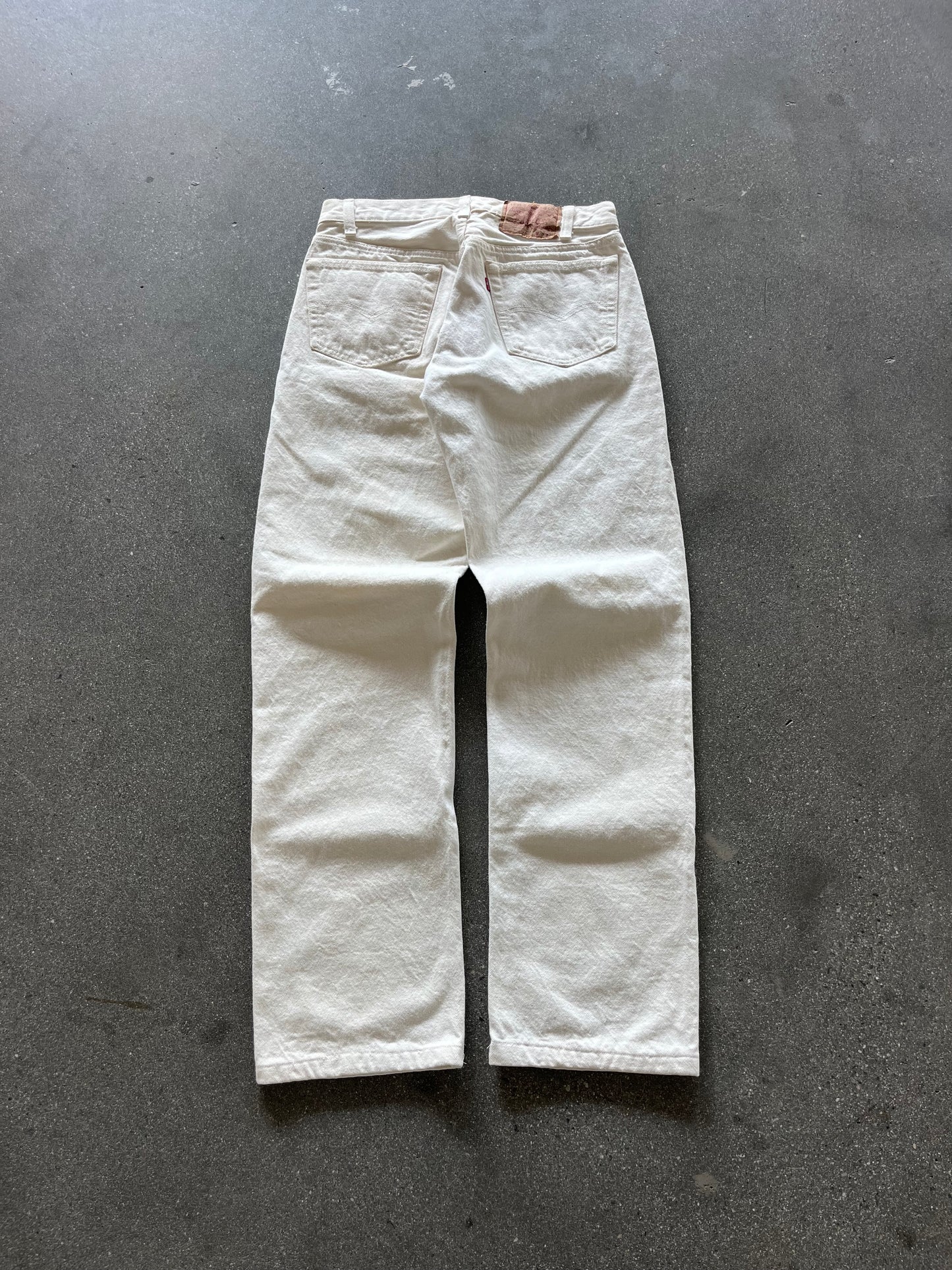 80’S IVORY BUTTON FLY LEVI’S 501’S - 31