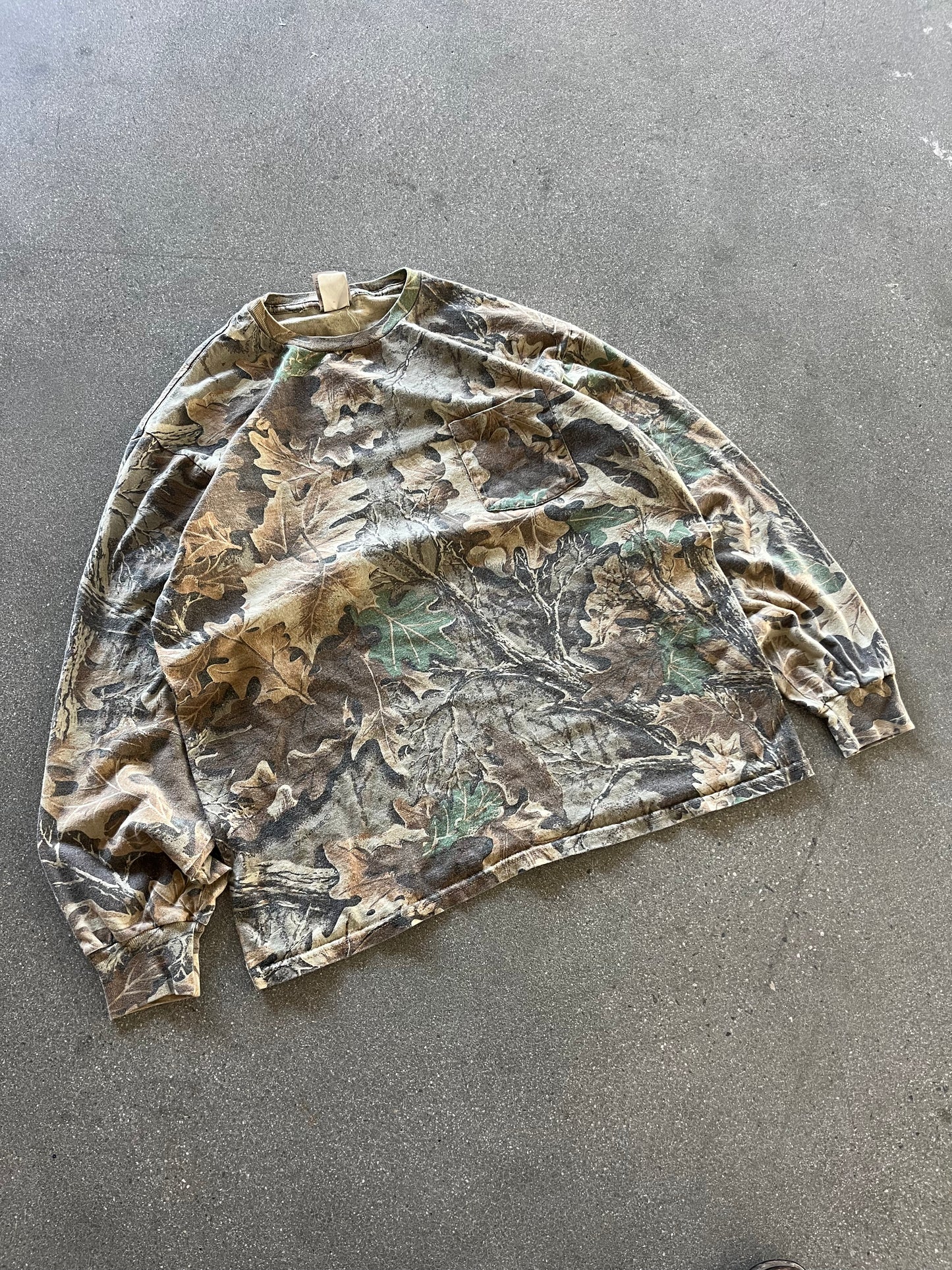 90’S REALTREE CAMO POCKET LONGSLEEVE - BOXY L