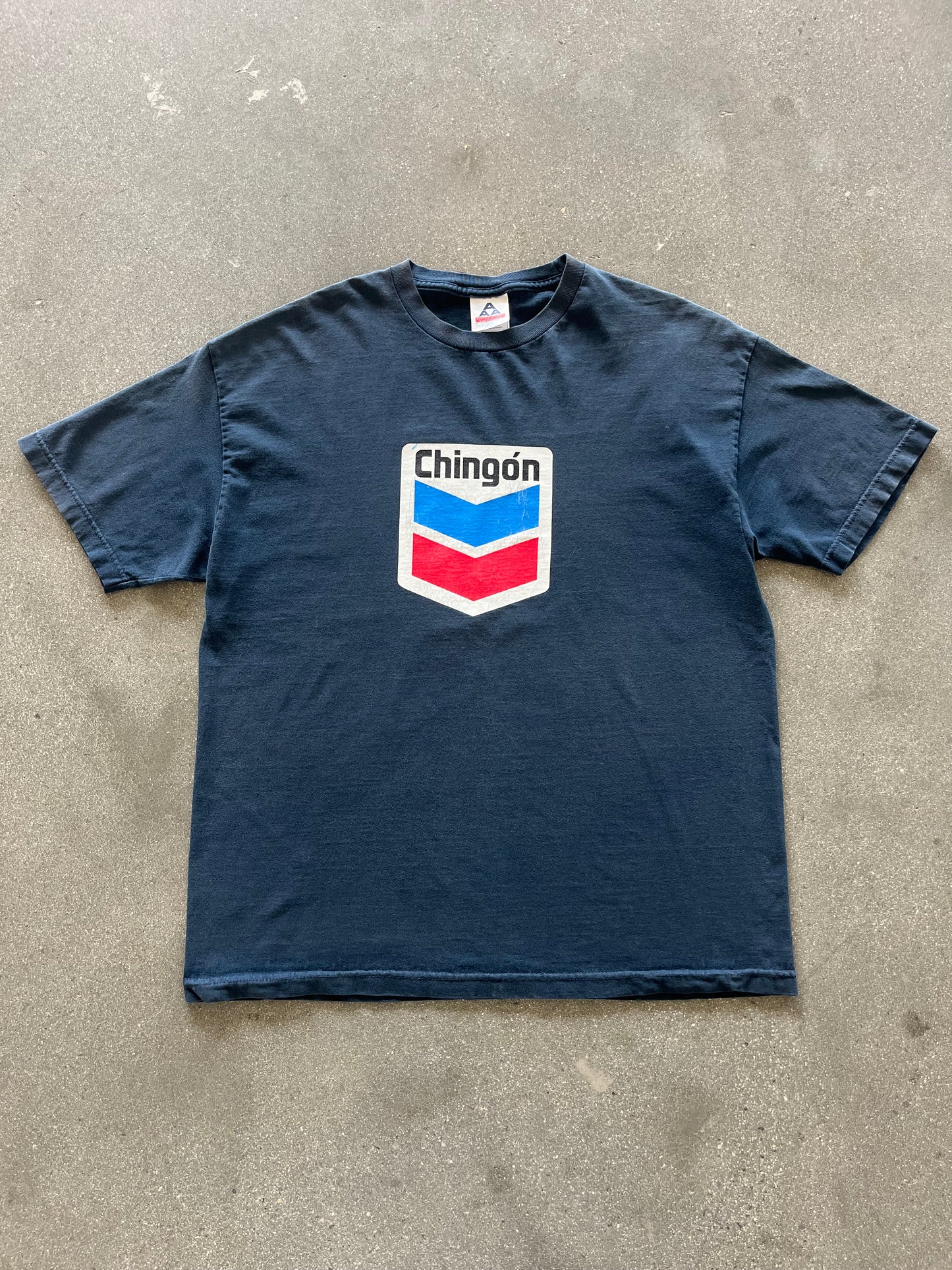 2000’S “CHINGÓN” CHEVRON PARODY TEE - L