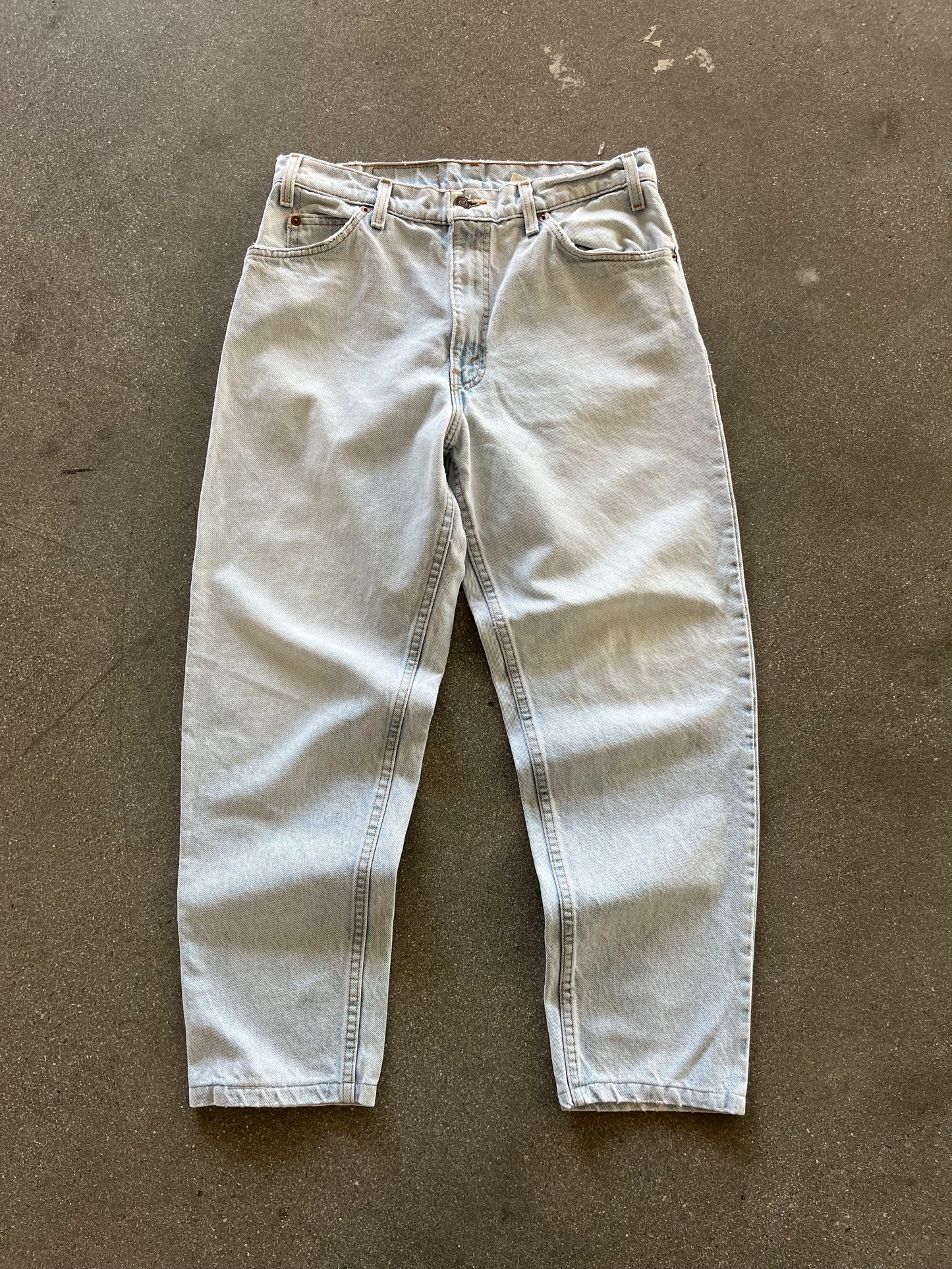 90’S BAGGY LIGHT WASH ORANGE TAB 550 LEVI’S - 33