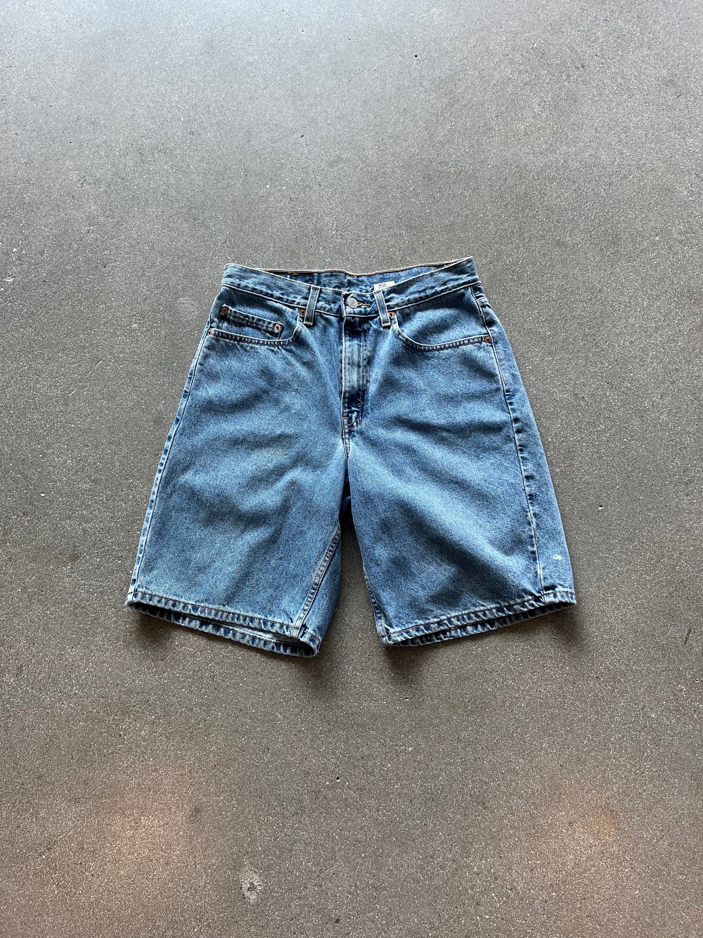 90’S LEVI’S 550 RELAXED FIT JORTS - 32