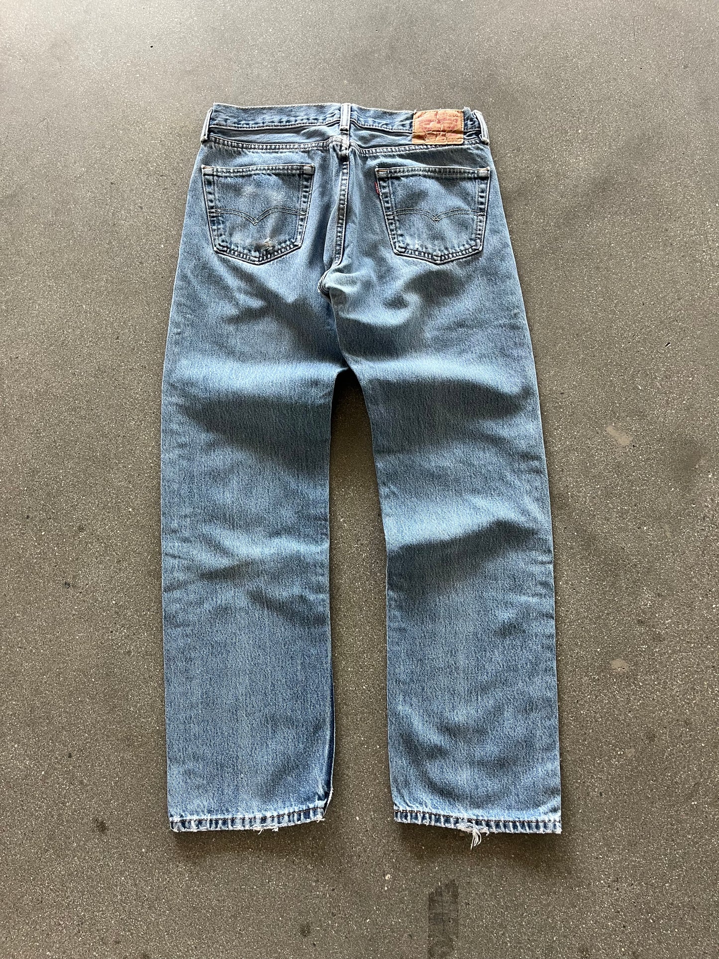 90’S LIGHT WASHED 505 LEVI’S - 34
