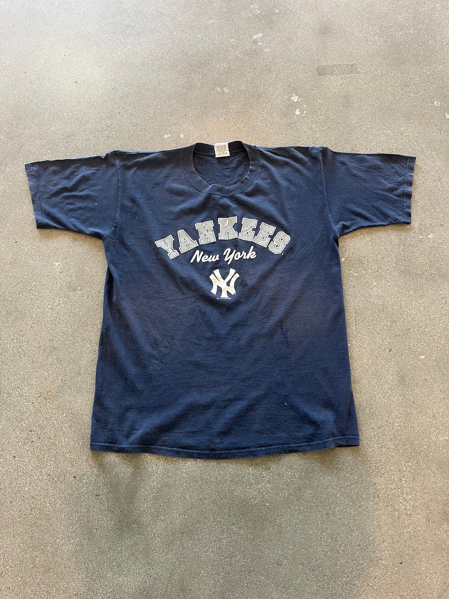 2000’S YANKEES TEE - XXL