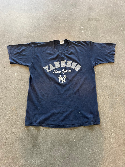 2000’S YANKEES TEE - XXL