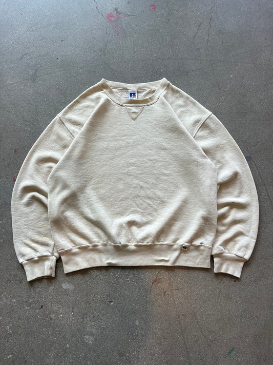 90’S ALMOND CREAM RUSSELL ATHLETIC CREWNECK - BOXY L