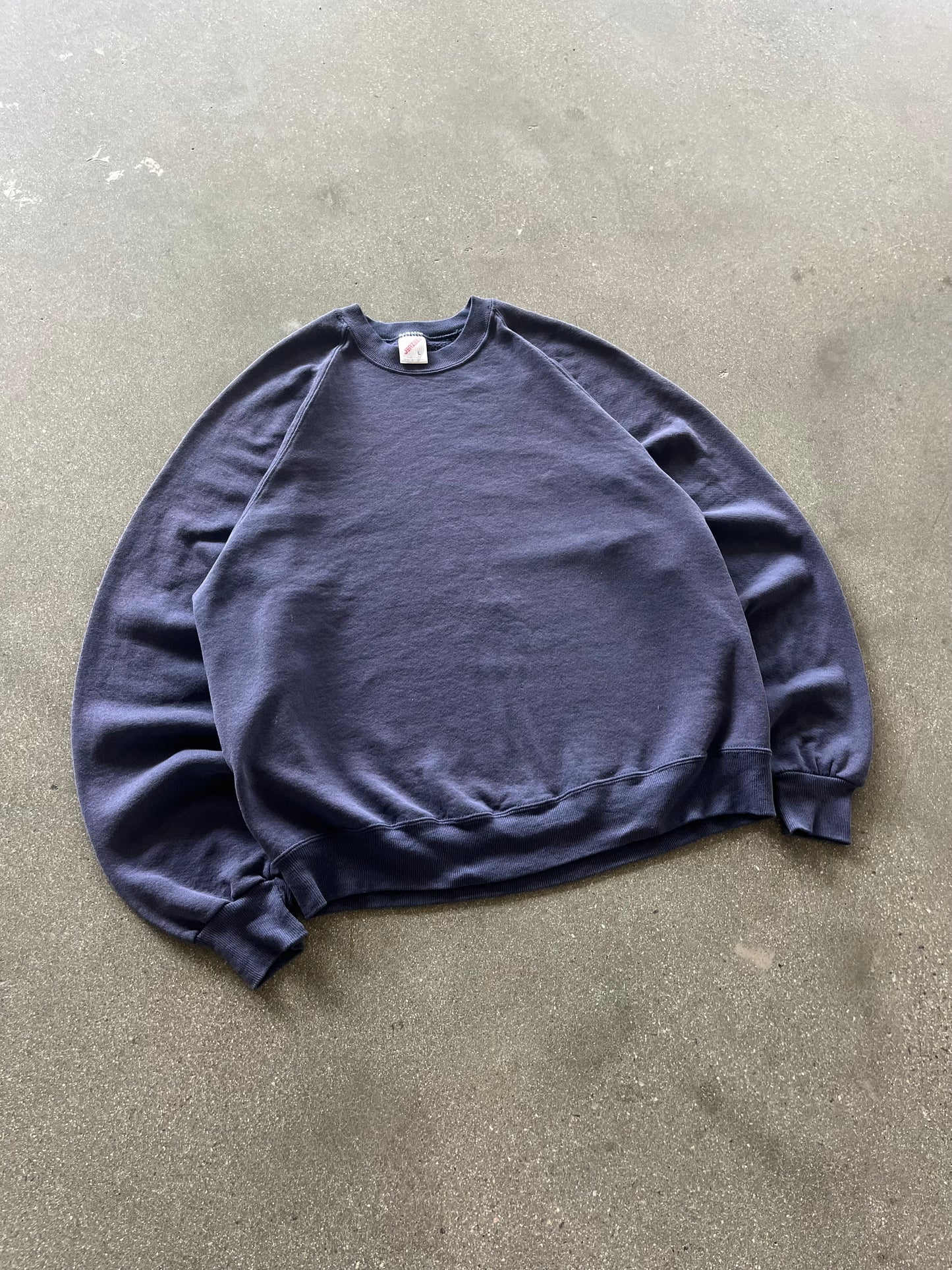 90’S FADED NAVY BLANK RAGLAN CREWNECK - BOXY L