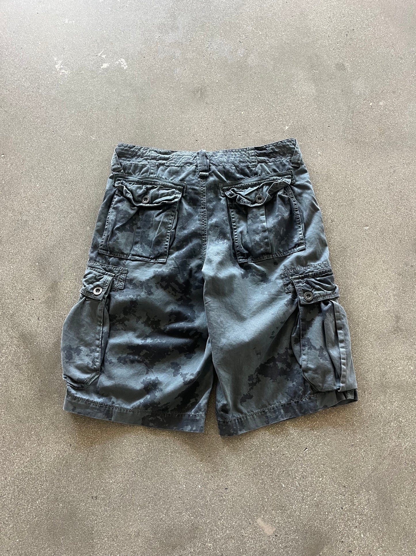 2000’S DIGI-CAMO CARGO SHORTS - 32