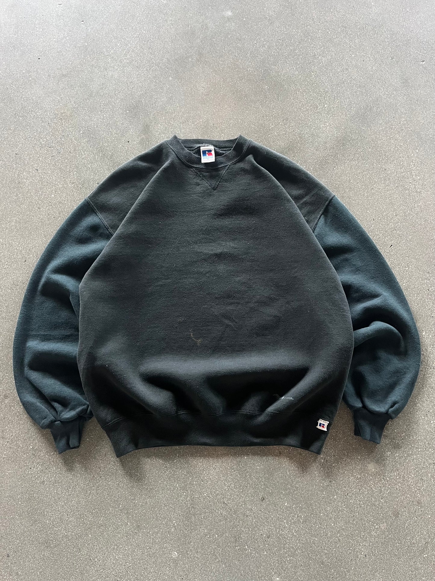 90’S FADED BLACK RUSSELL CREWNECK - BOXY L