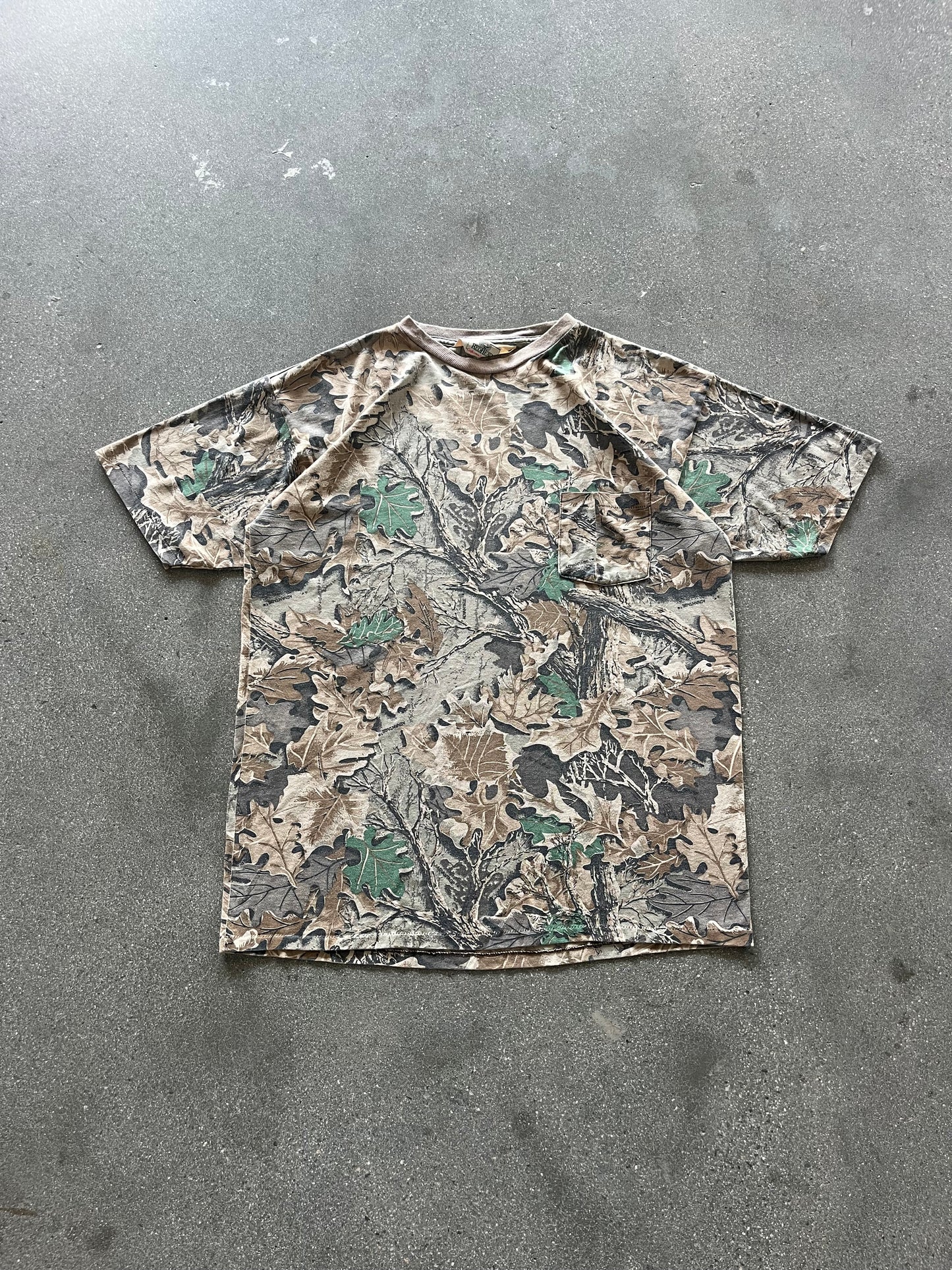 90’S REALTREE CAMO POCKET TEE - BOXY L/XL