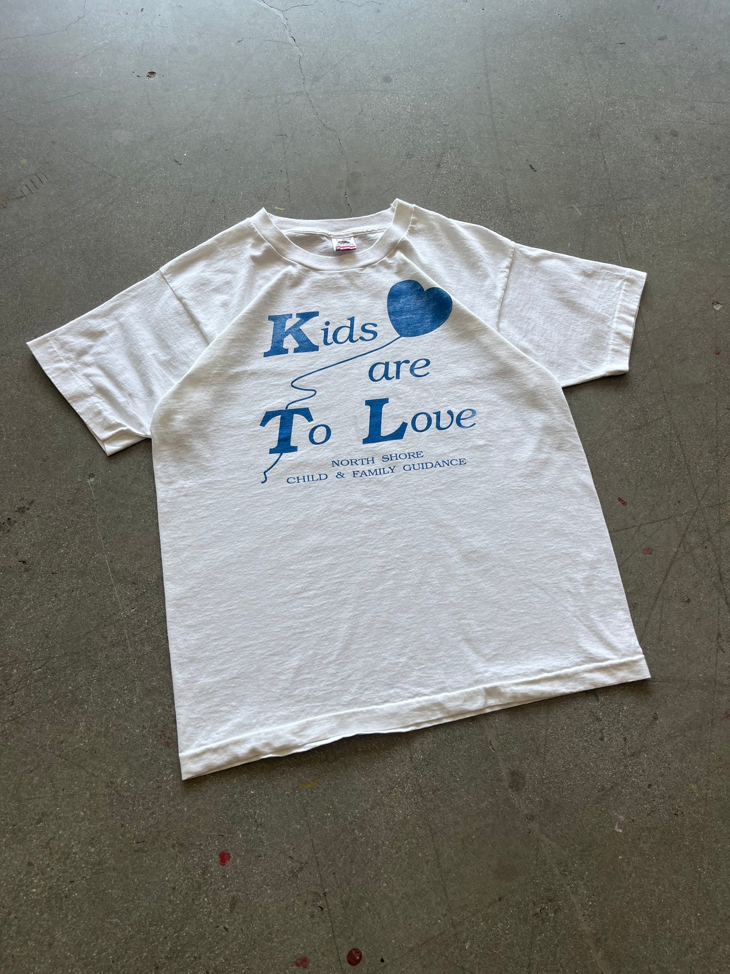 90’S “KIDS ARE TO LOVE” TEE - L