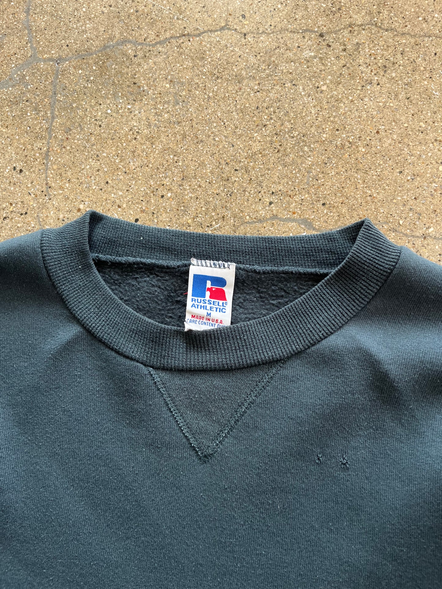90’S PINE GREEN RUSSELL ATHLETIC CREWNECK - BOXY M