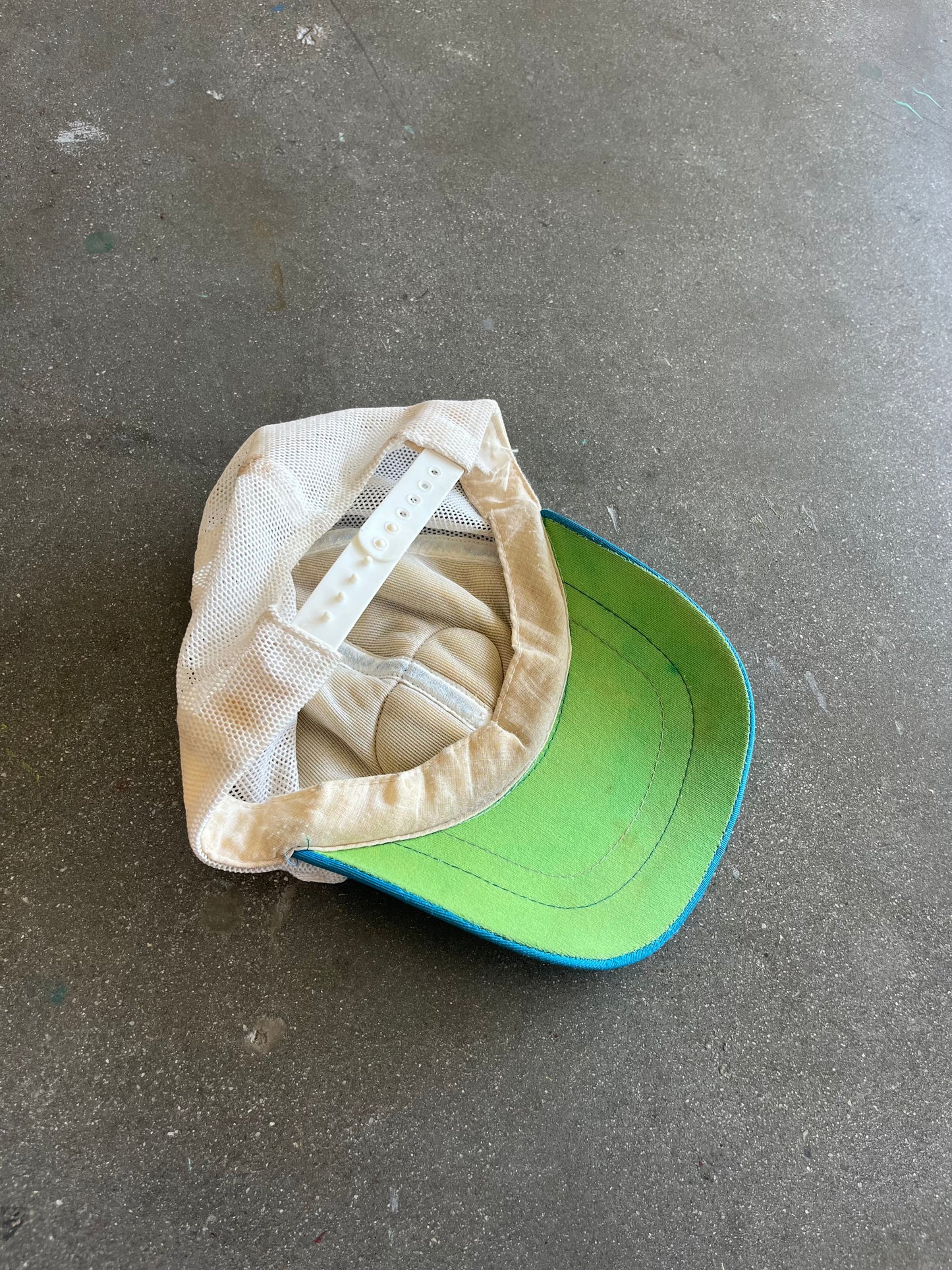 90’S BABY BLUE “CHEVROLET” TRUCKER - ONE SIZE