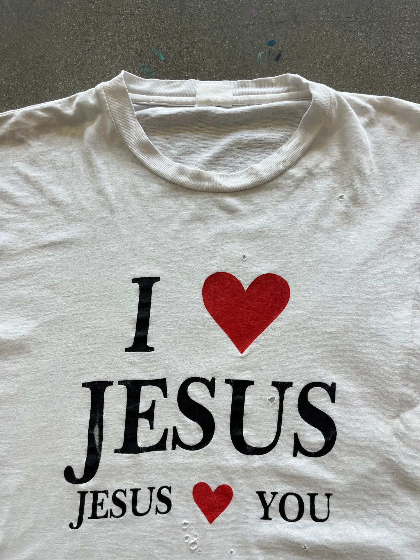 90’S “I <3 JESUS” TEE - BOXY L/XL