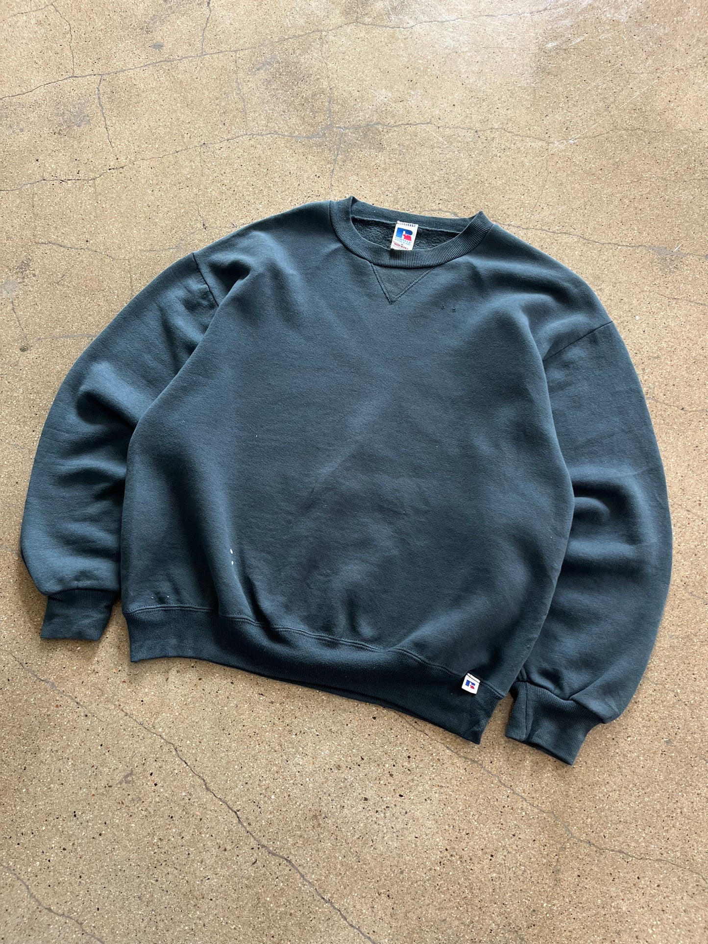 90’S PINE GREEN RUSSELL ATHLETIC CREWNECK - BOXY M