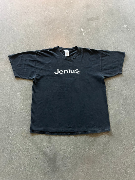 2000’S “JENIUS.” TEE - BOXY L