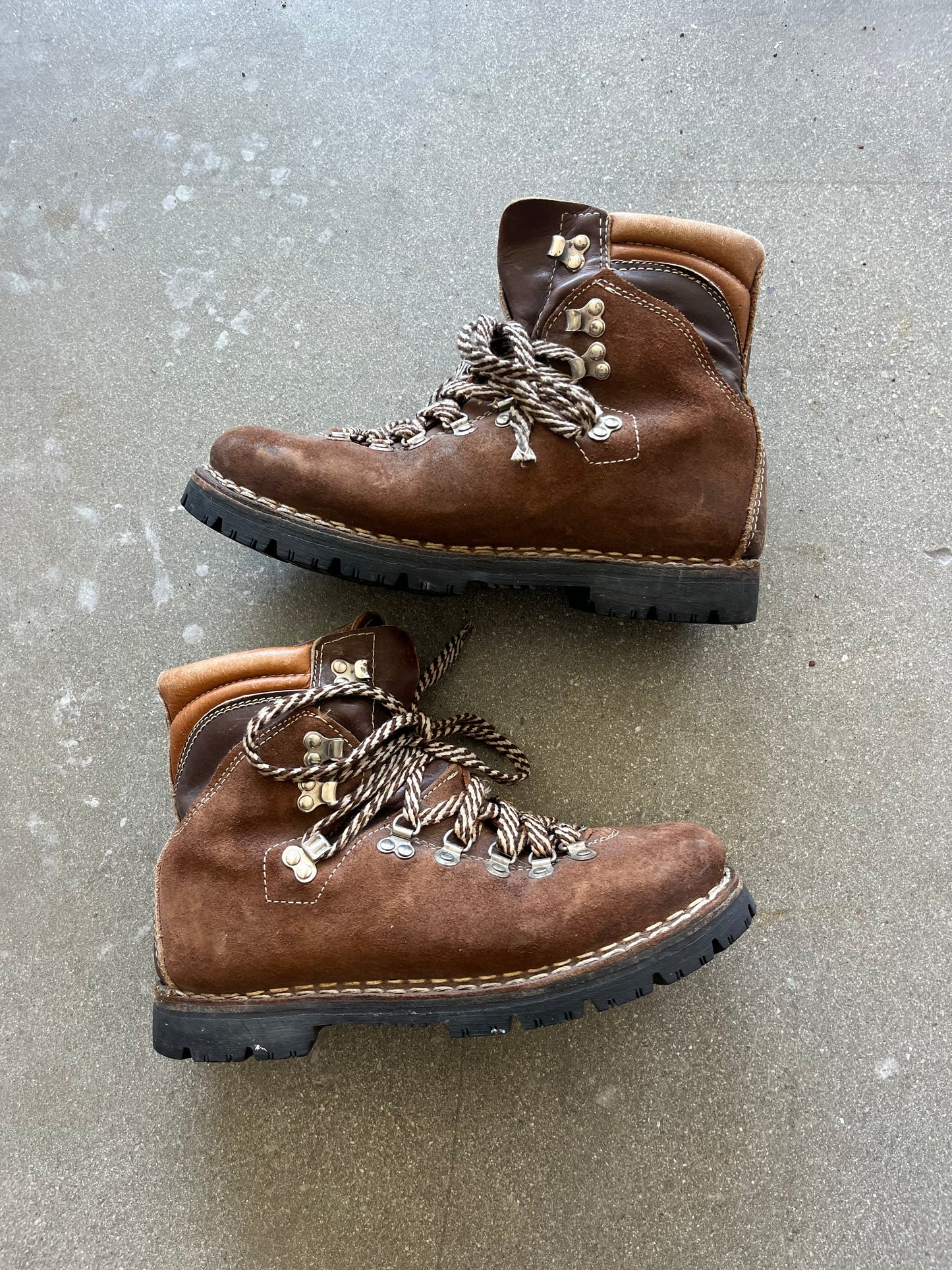 90’S THOM MCAN ITALIAN BROWN LEATHER HIKING BOOTS - 9 US MEN