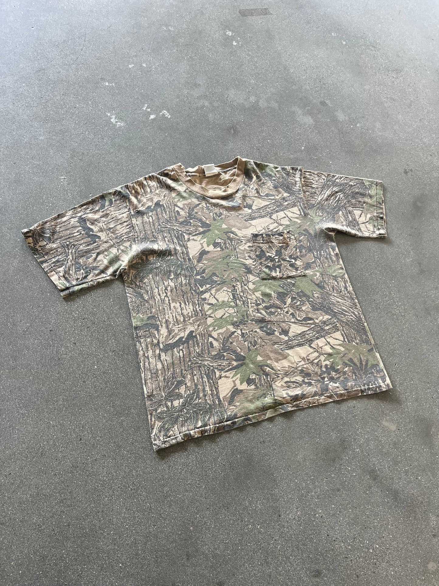 90’S REALTREE CAMO POCKET TEE - BOXY L